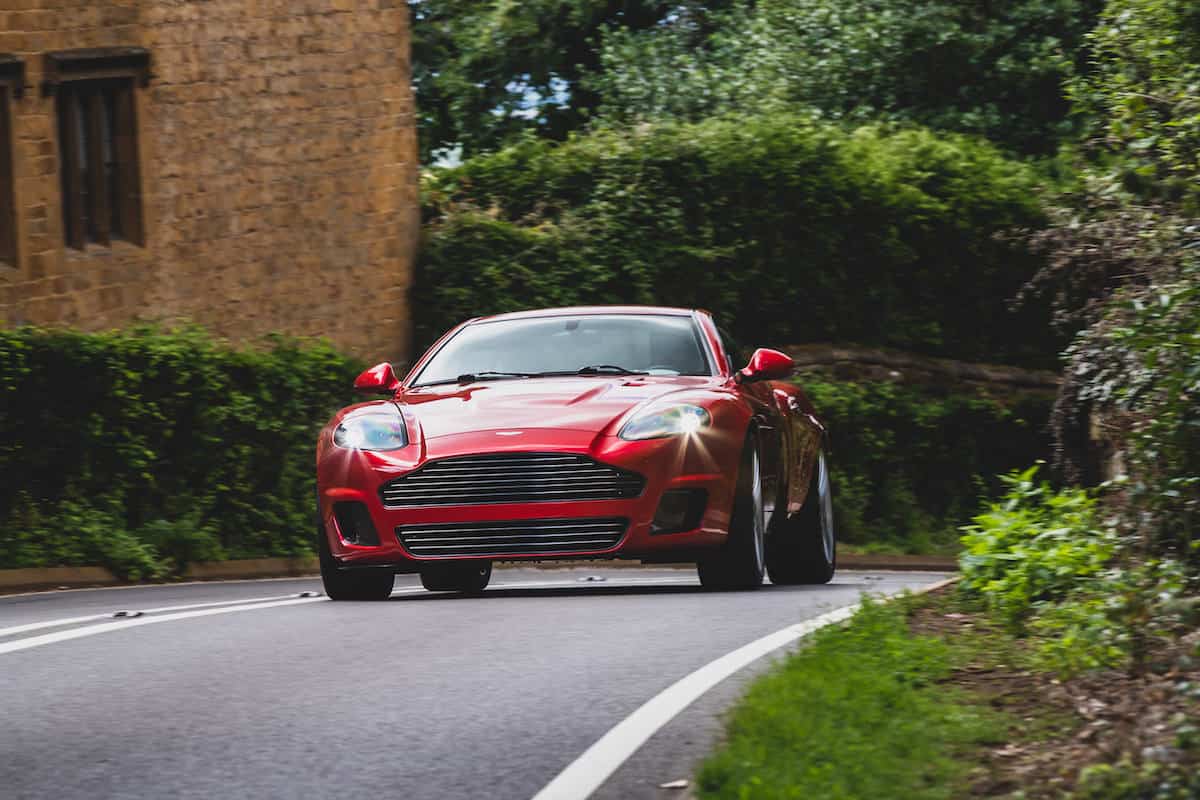 Aston Martin Vanquish 25 Wallpapers