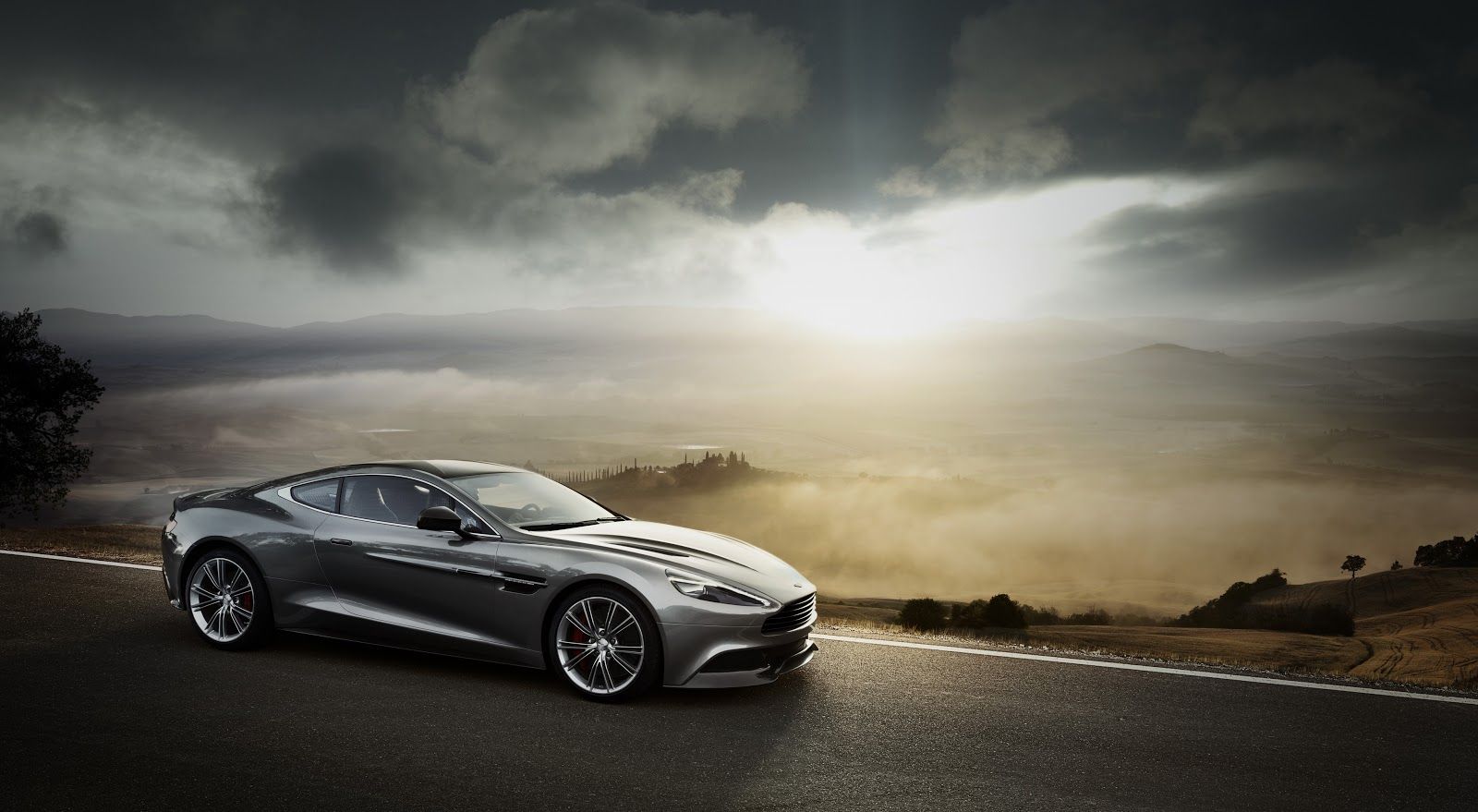 Aston Martin Vanquish Q Wallpapers