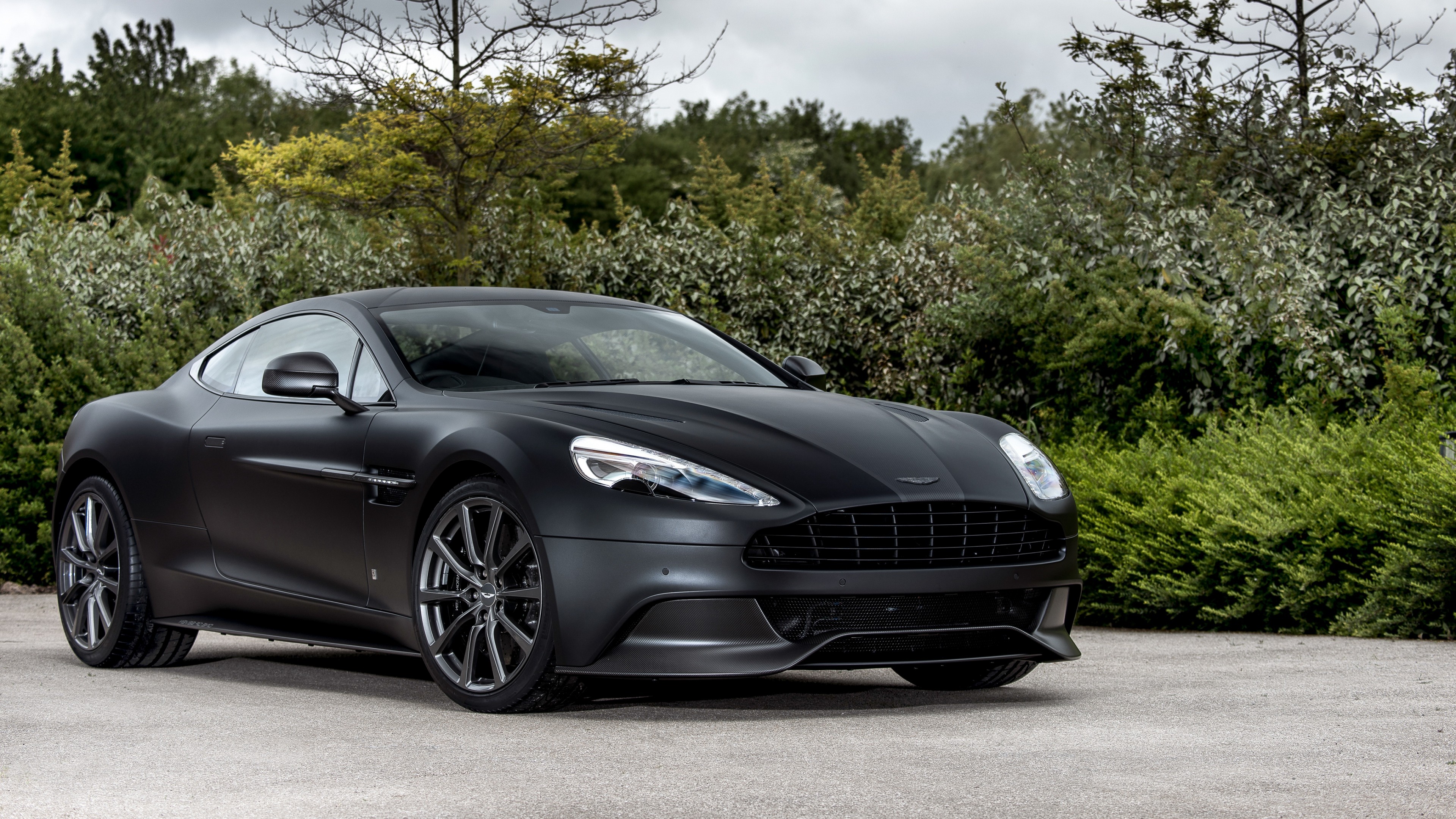 Aston Martin Vanquish Q Wallpapers