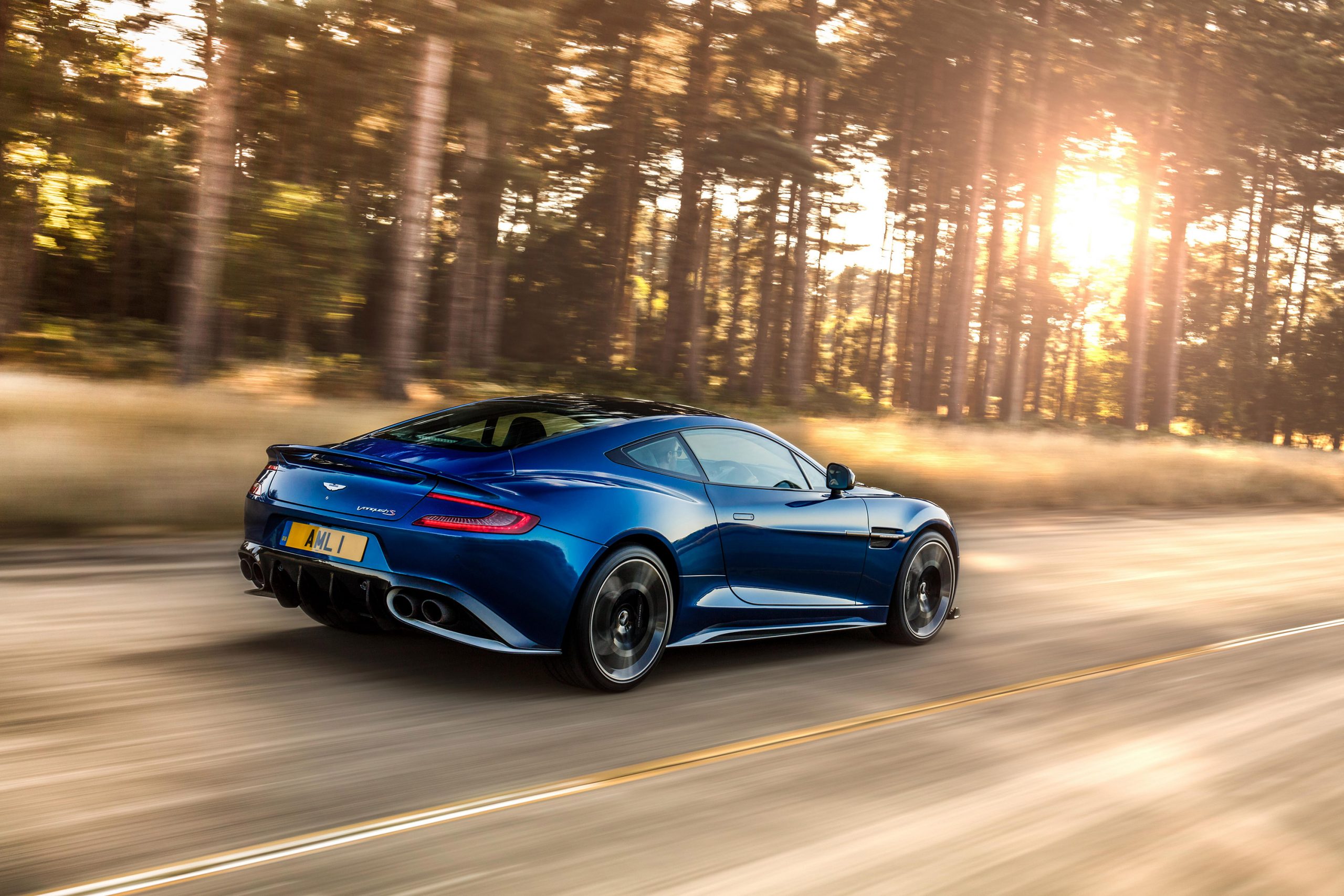 Aston Martin Vanquish Q Wallpapers