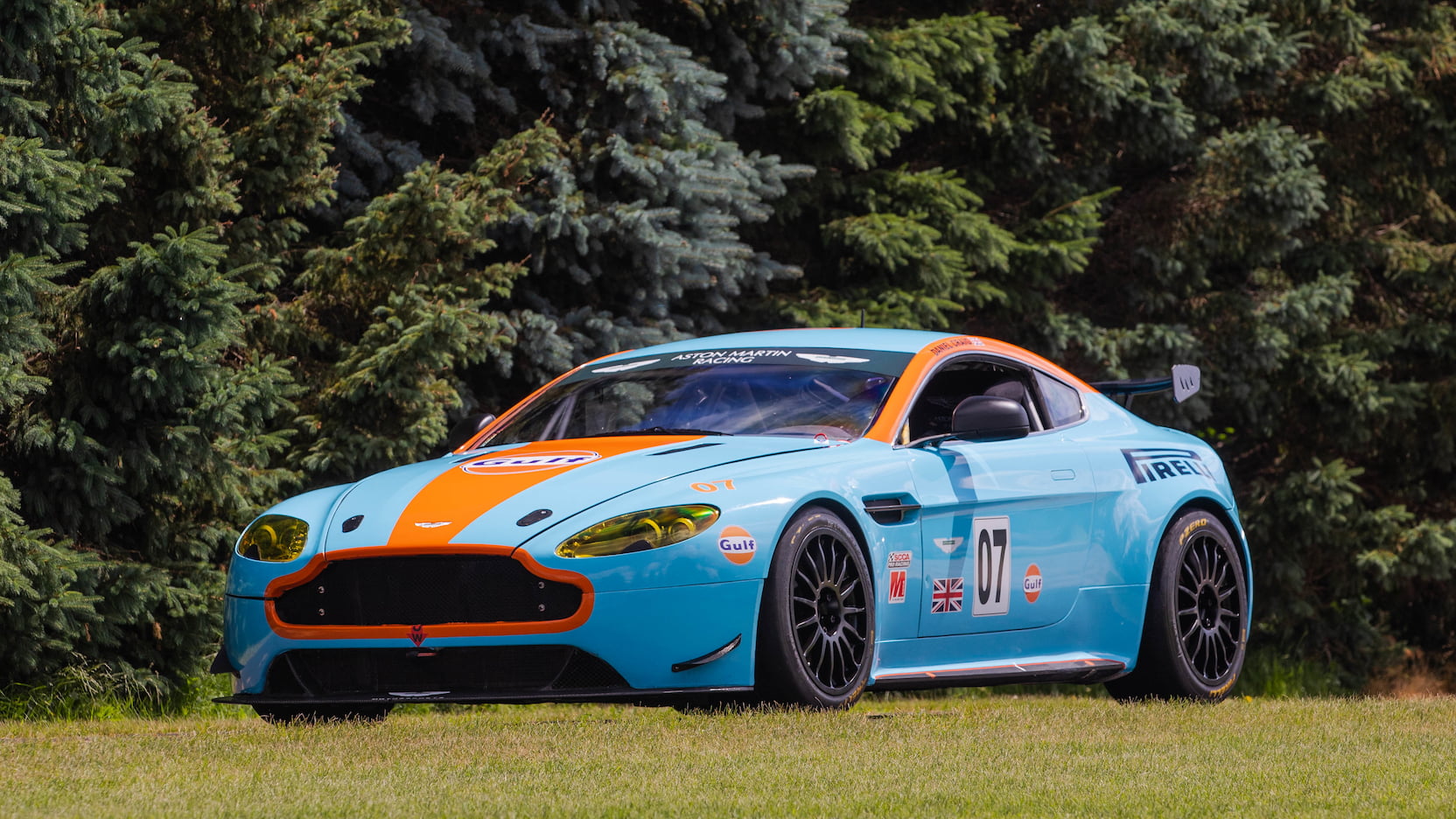 Aston Martin Vantage Gt4 Wallpapers