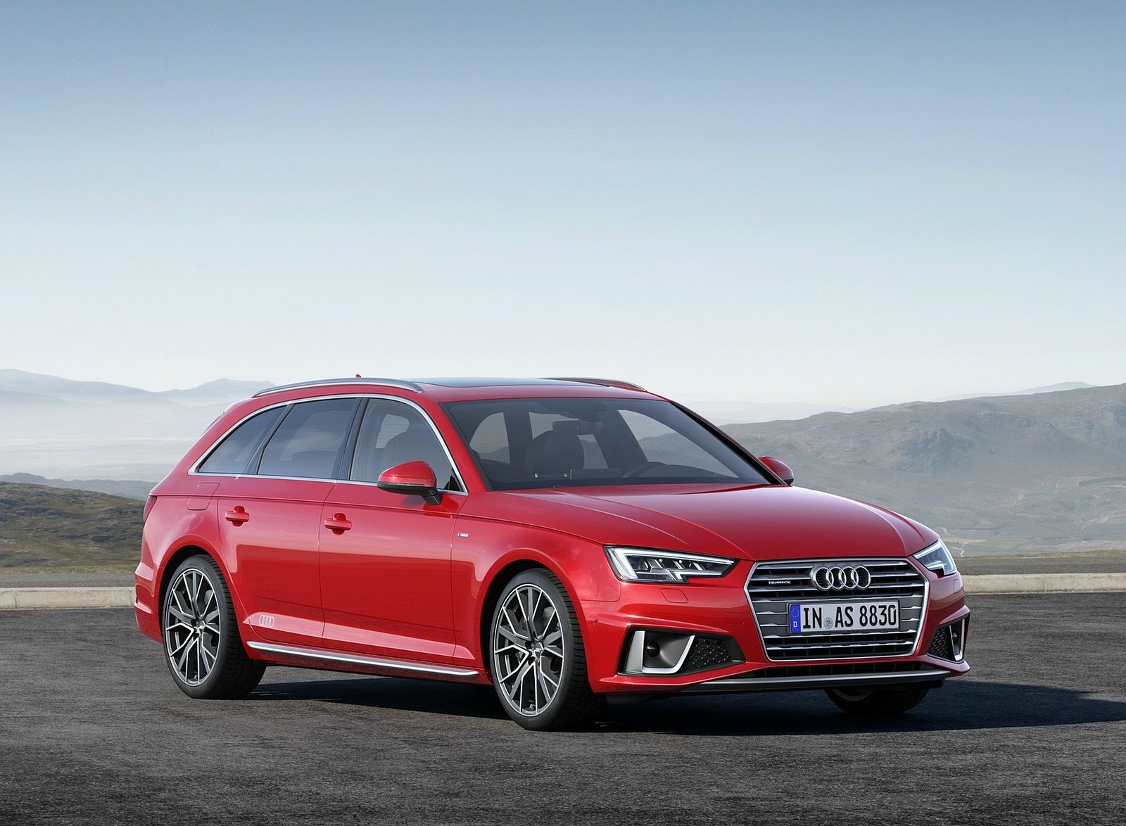 Audi A4 2019 Wallpapers