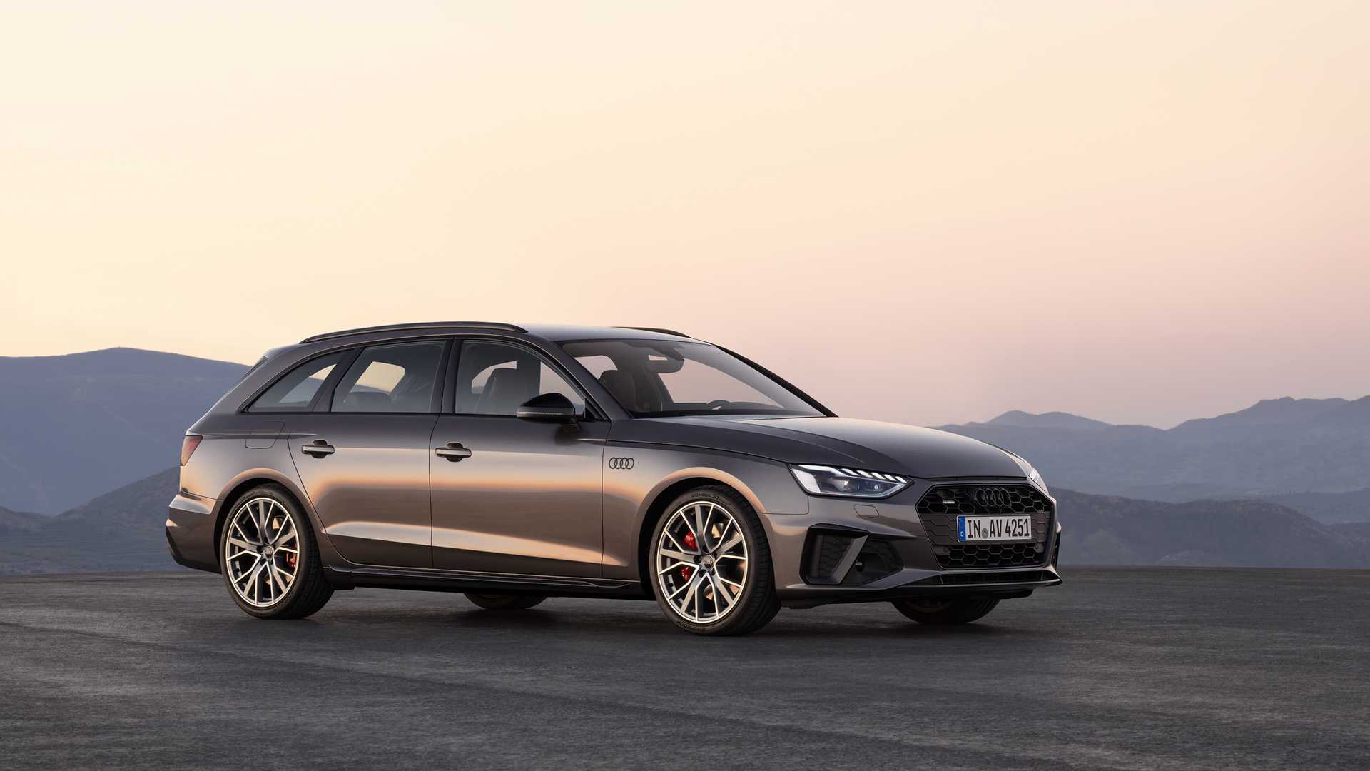 Audi A4 Avant S Line Wallpapers