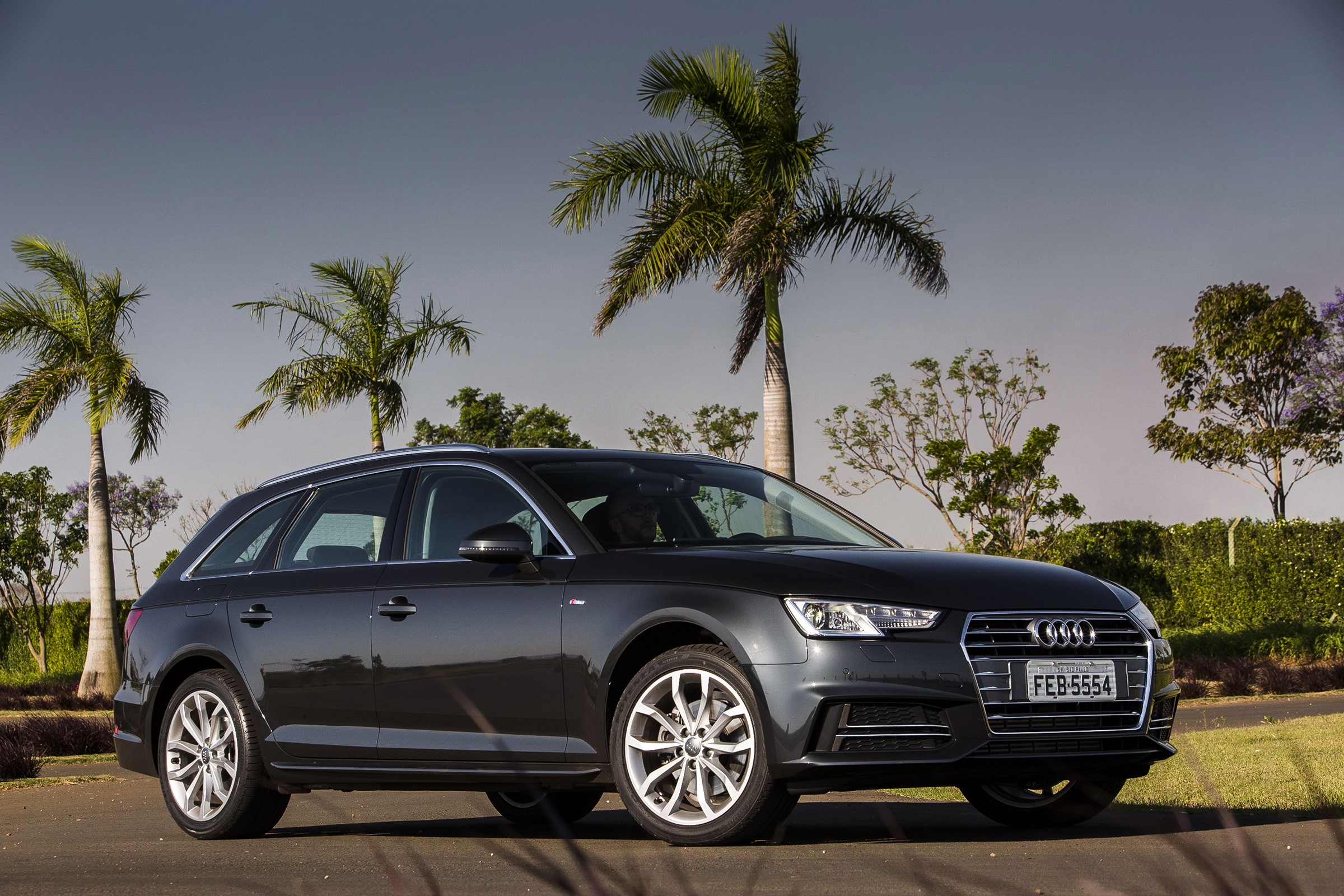 Audi A4 Avant S Line Wallpapers