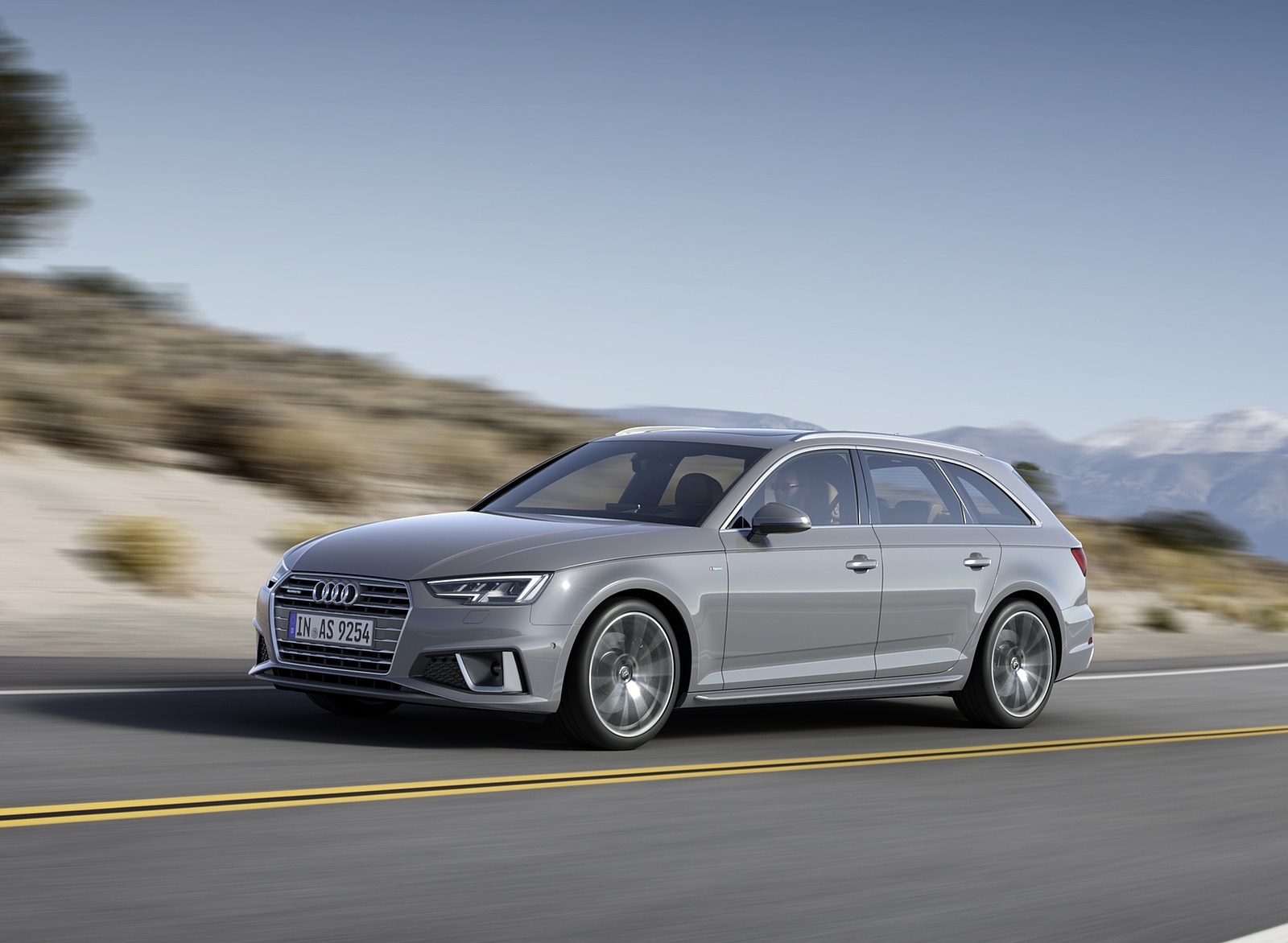 Audi A4 Avant S Line Wallpapers