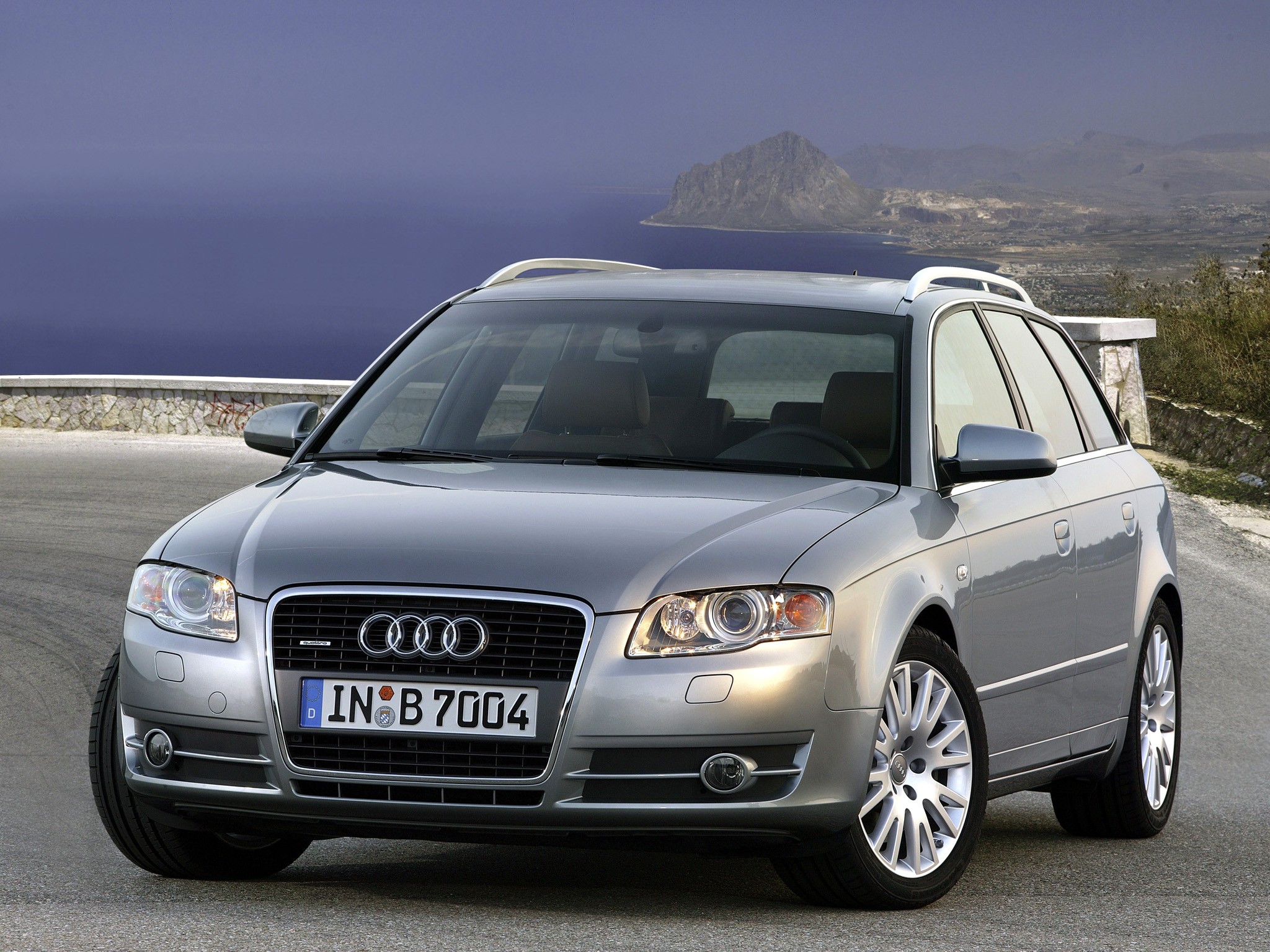 Audi A4 Avant S Line Wallpapers