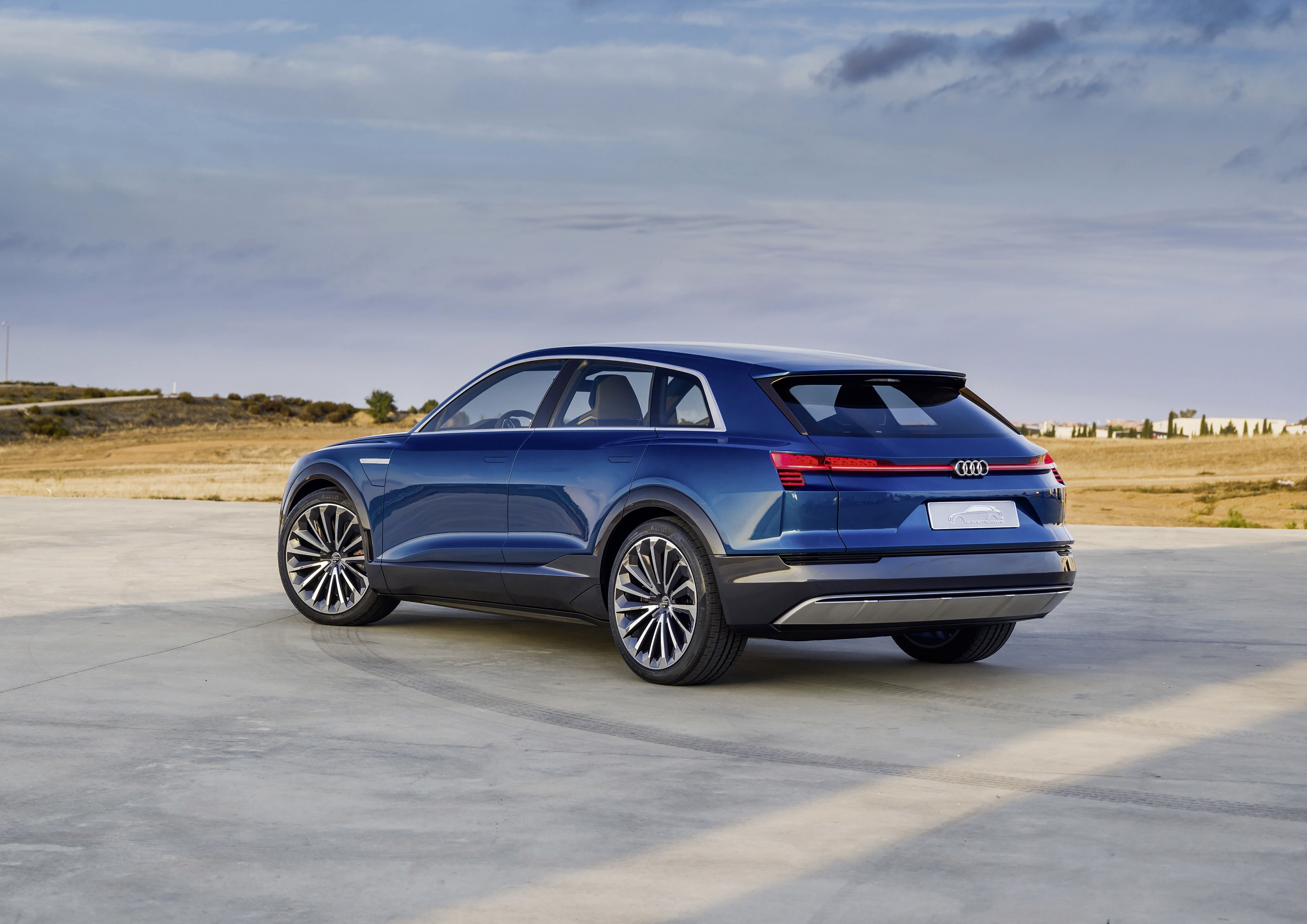 Audi E-Tron Quattro Wallpapers