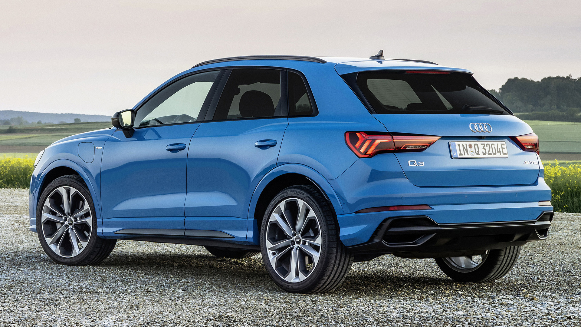 Audi Q3 45 Tfsi Plug-In Hybrid S Line Wallpapers