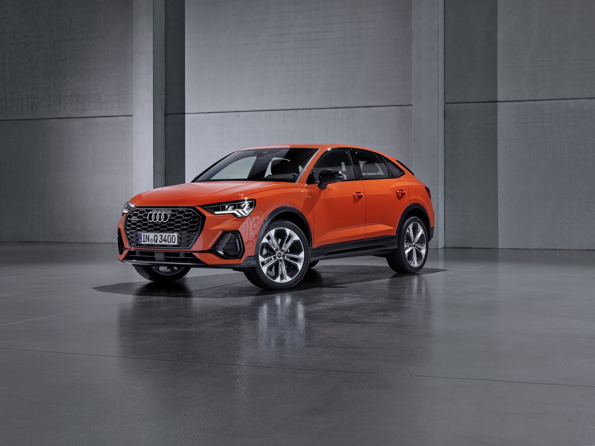 Audi Q3 Sportback Wallpapers