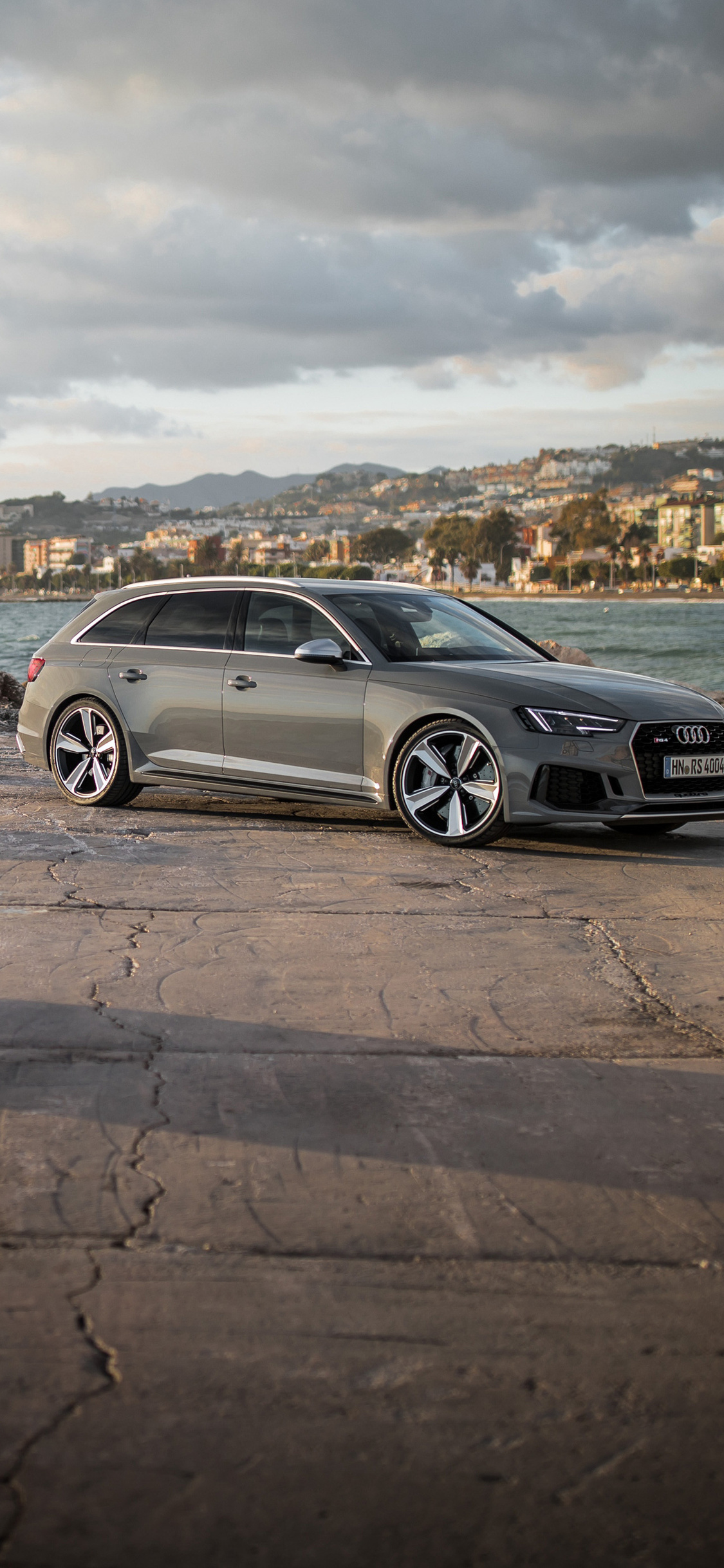 Audi Rs4 Wallpapers