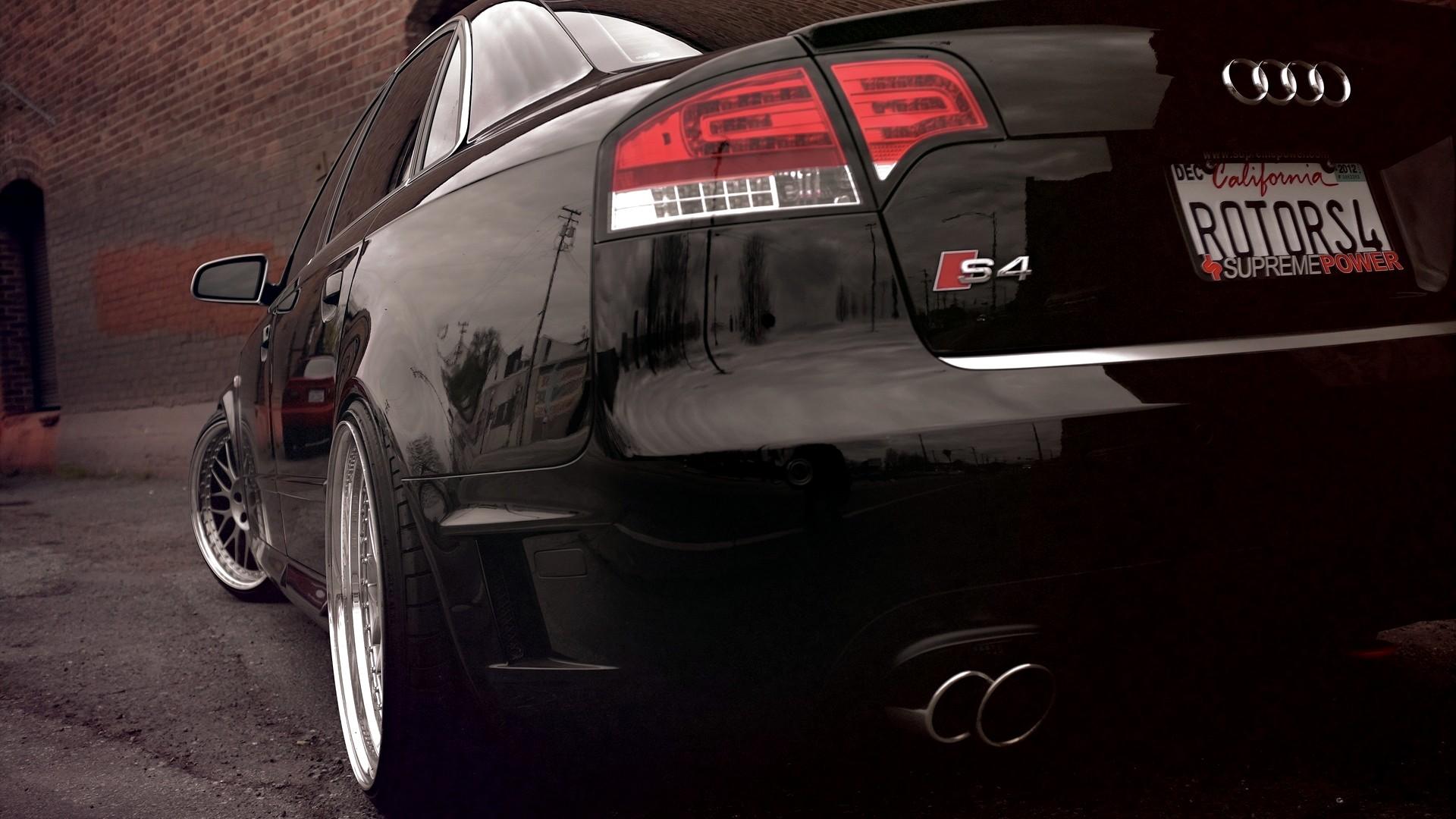 Audi S4 Wallpapers