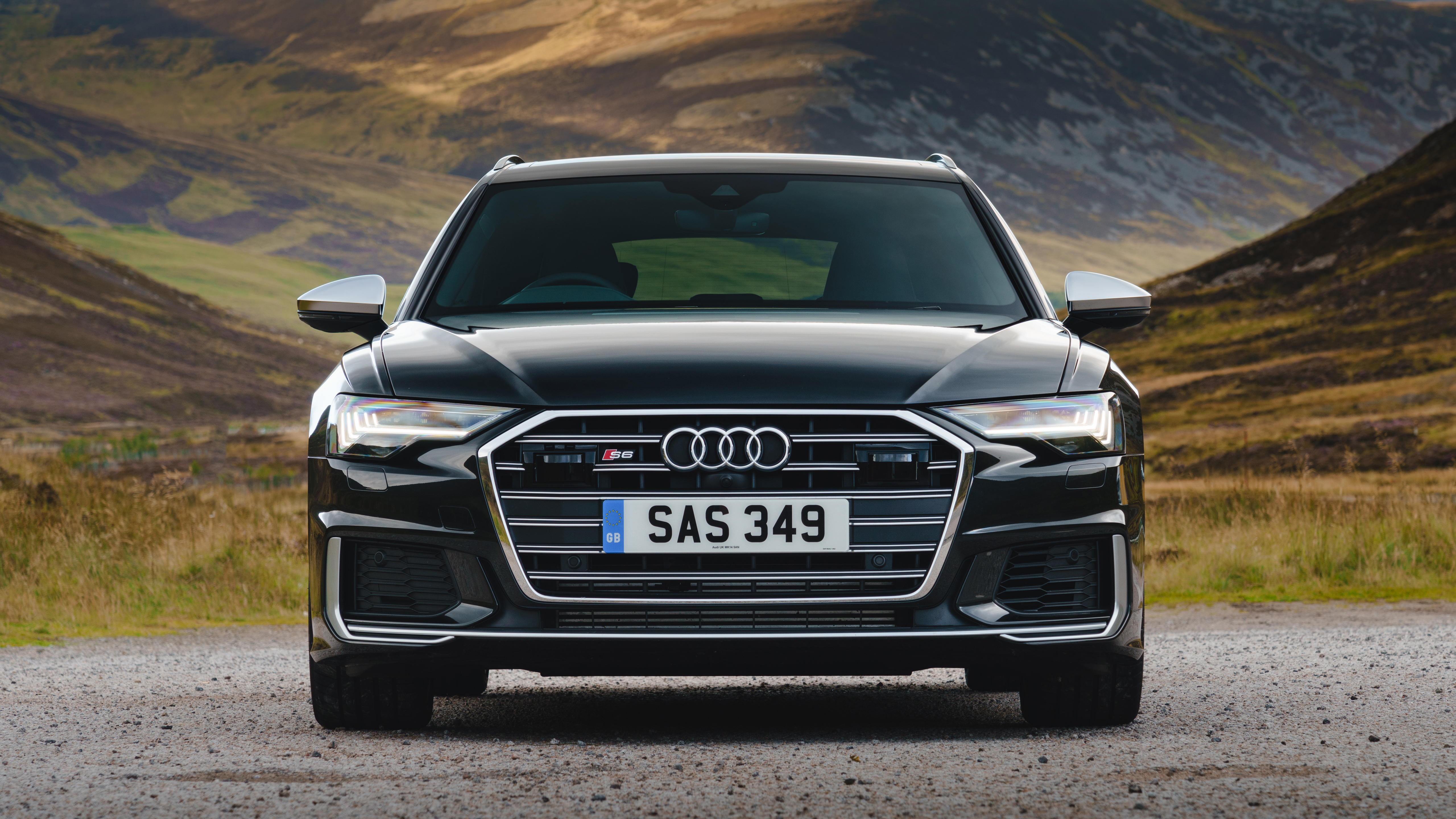 Audi S6 Avant Wallpapers