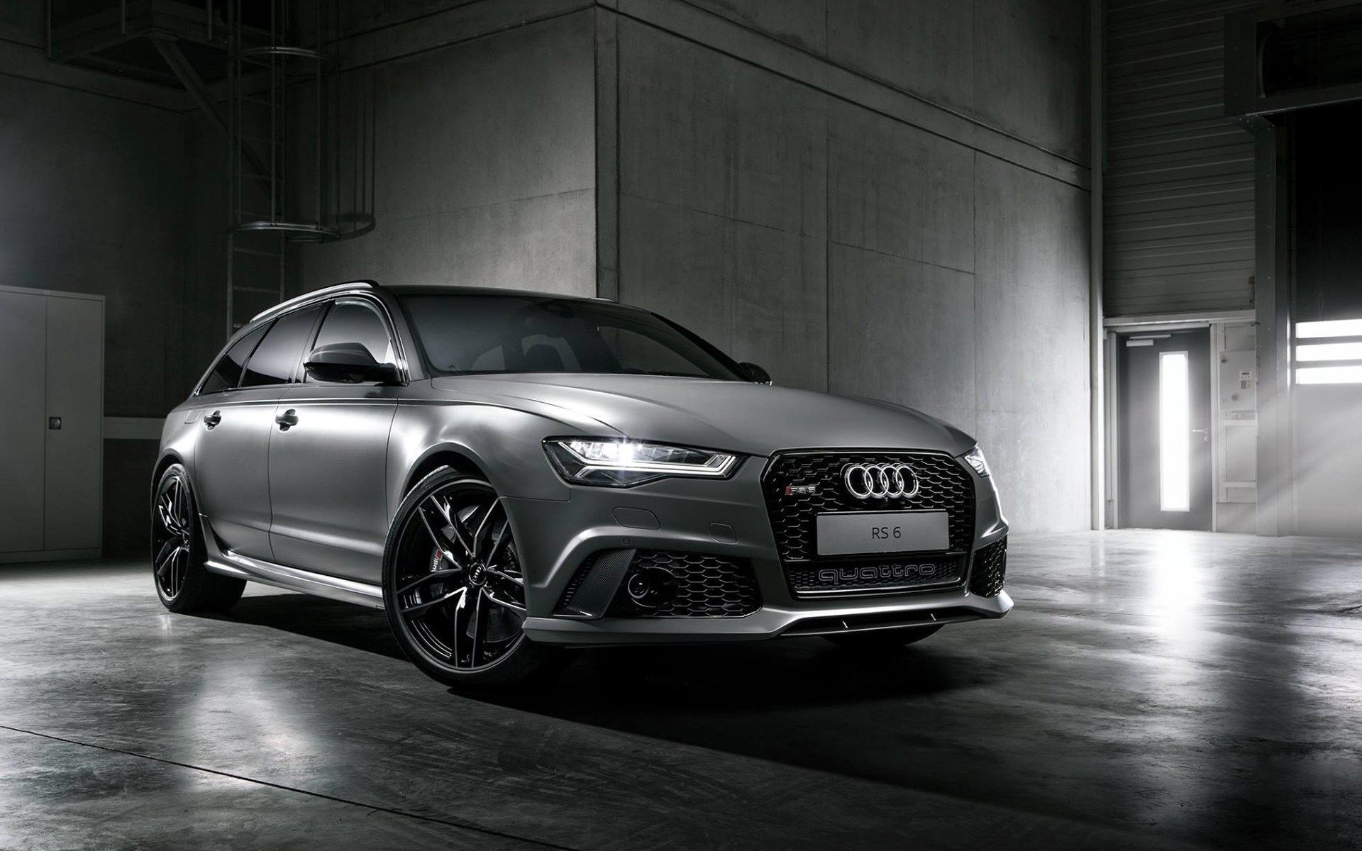 Audi S6 Avant Wallpapers