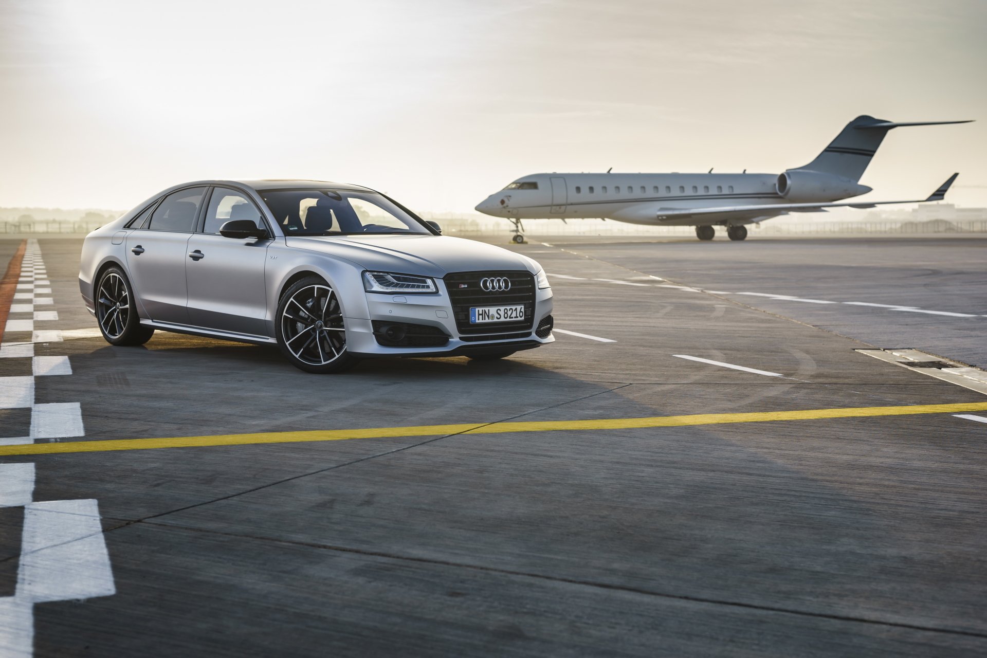 Audi S8 Wallpapers