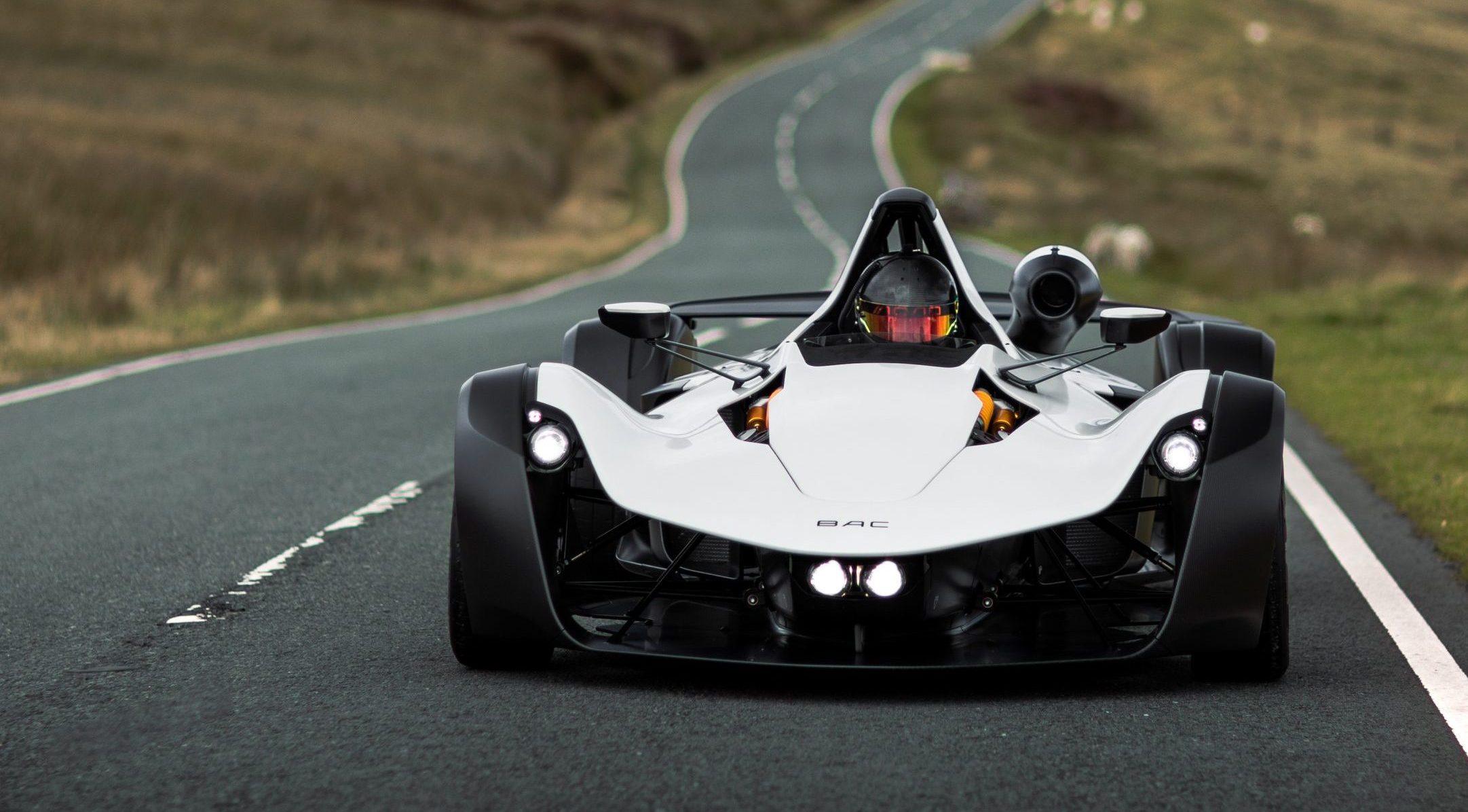 Bac Mono R Wallpapers