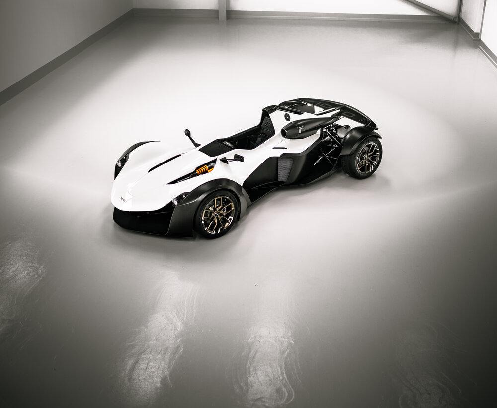 Bac Mono R Wallpapers