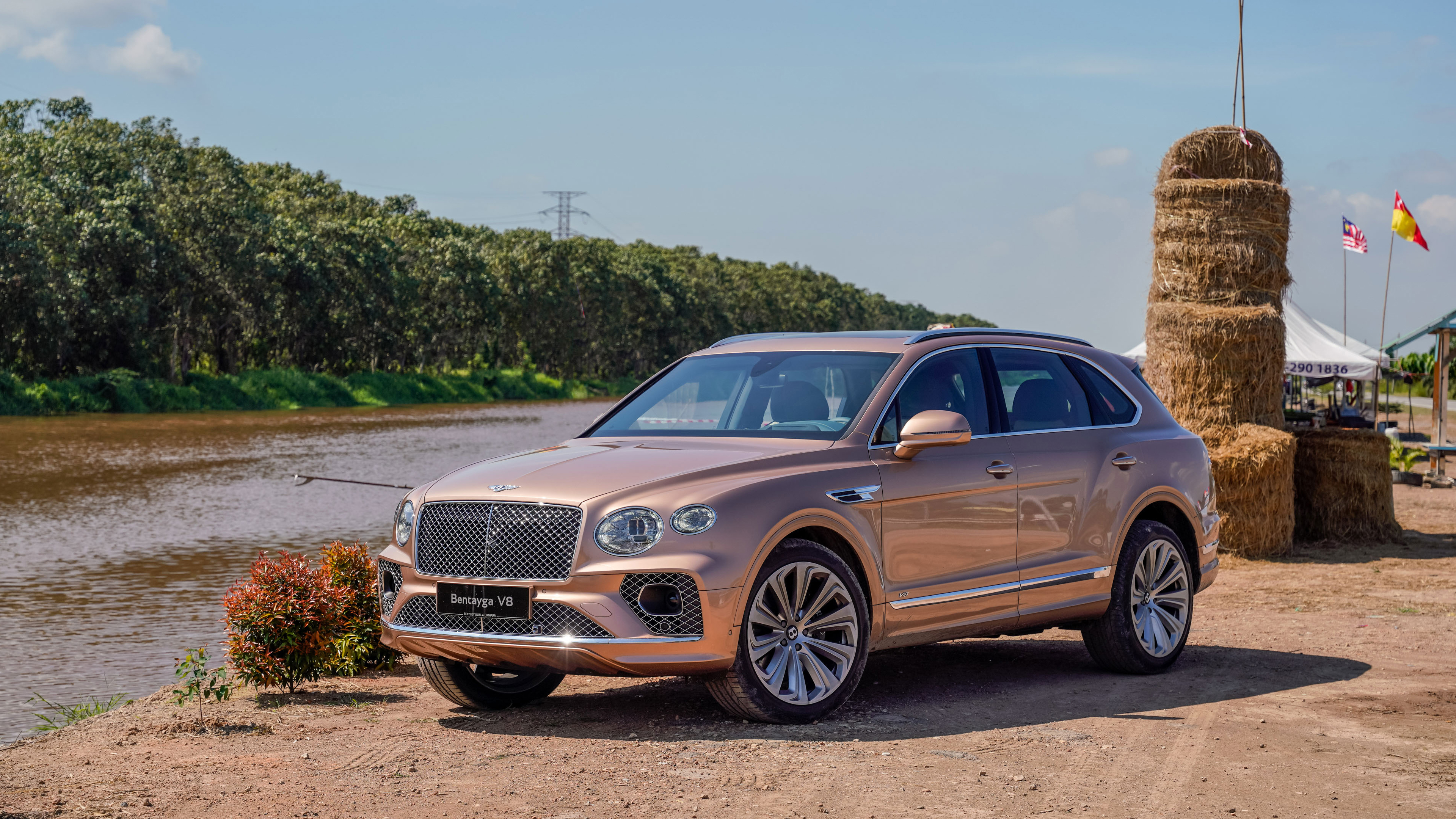 Bentley Bentayga Wallpapers