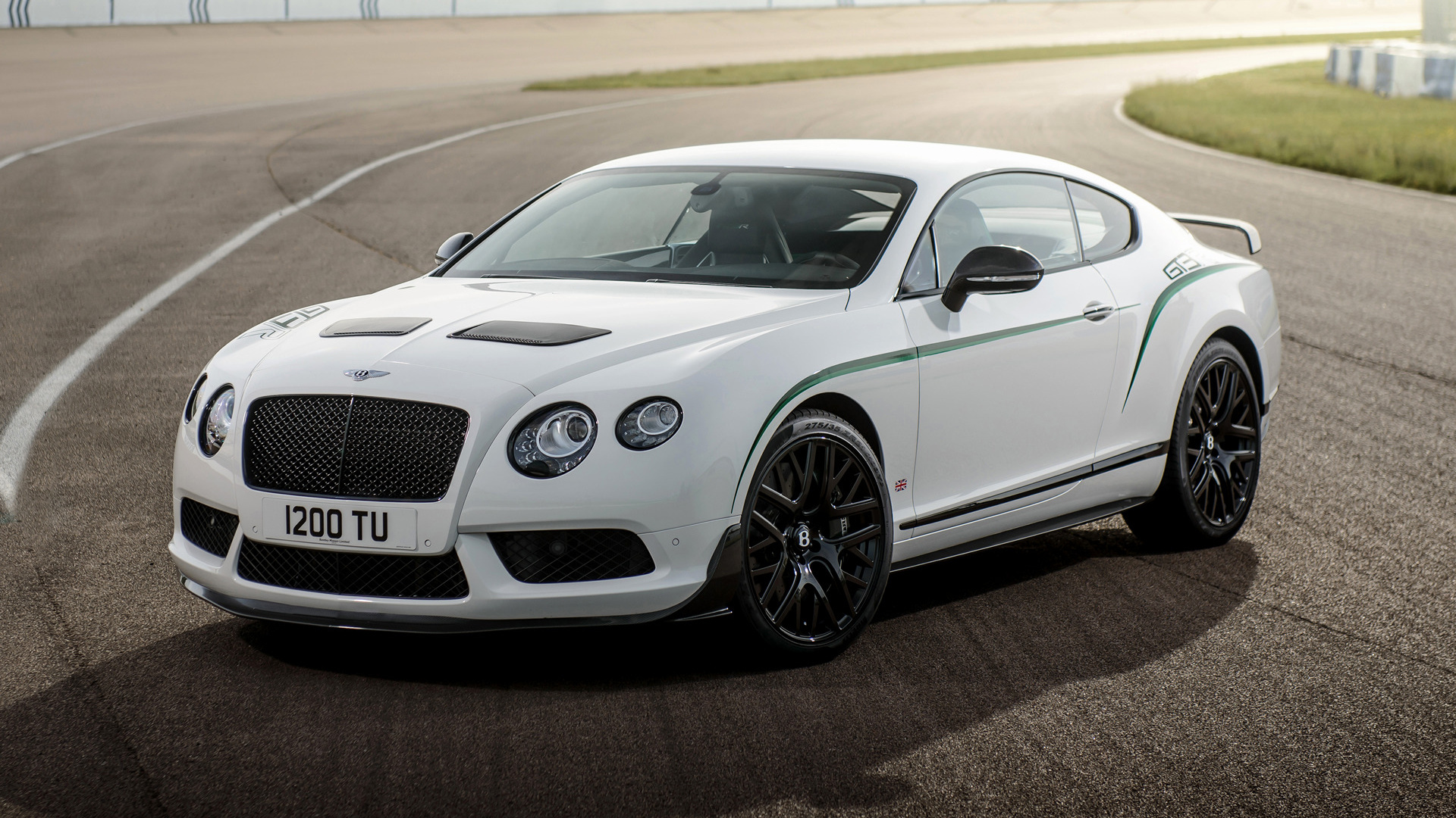 Bentley Continental Gt3-R Wallpapers