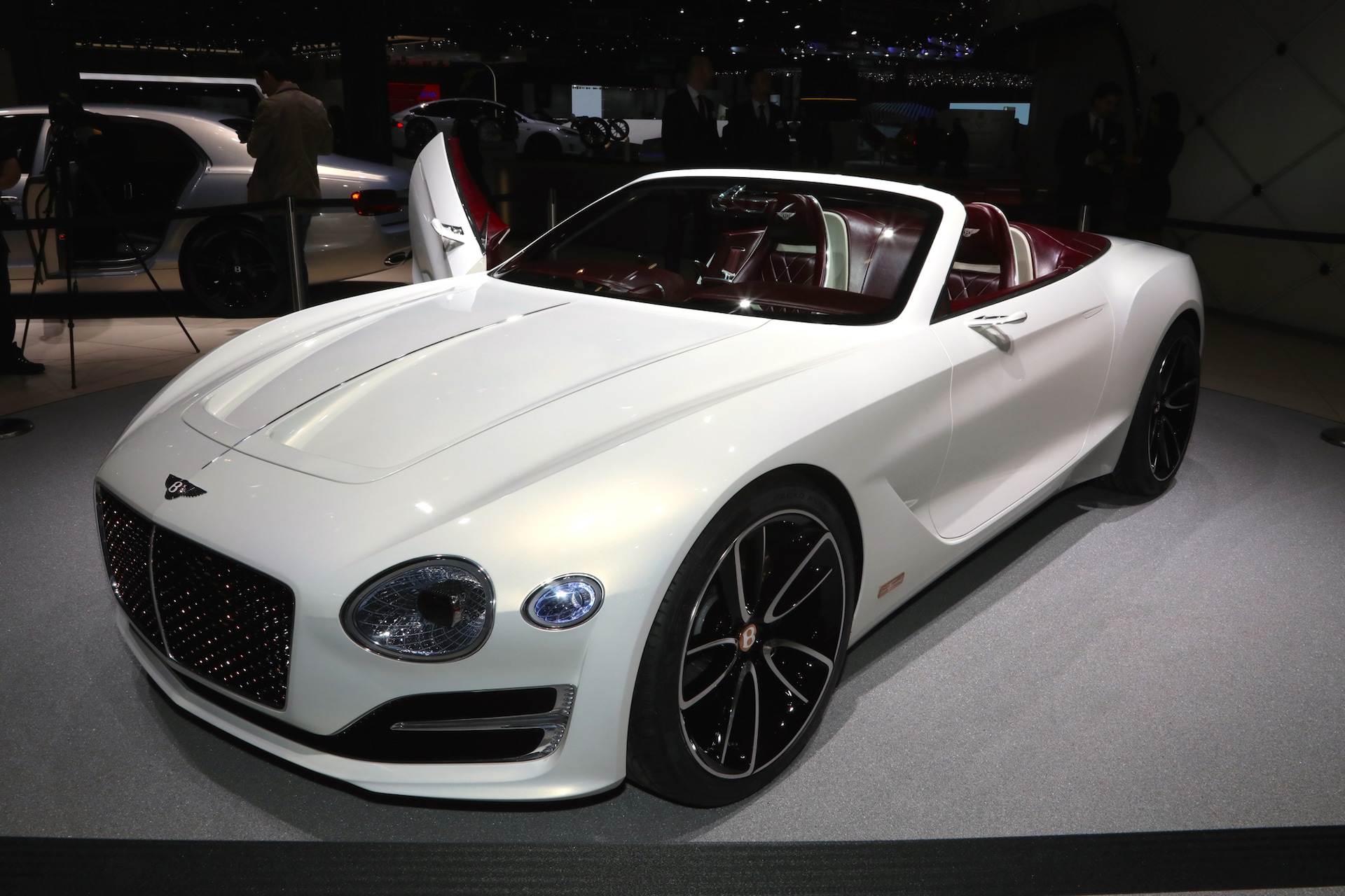 Bentley Exp 12 Speed 6E Concept Wallpapers