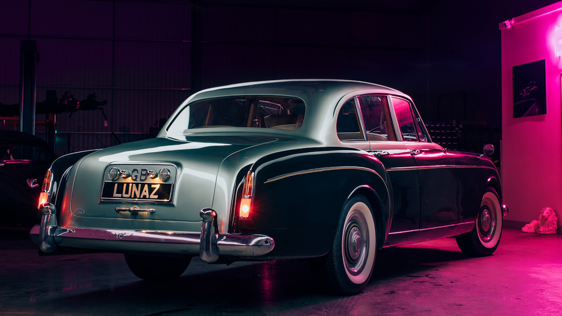 Bentley S3 Continental Flying Spur Wallpapers