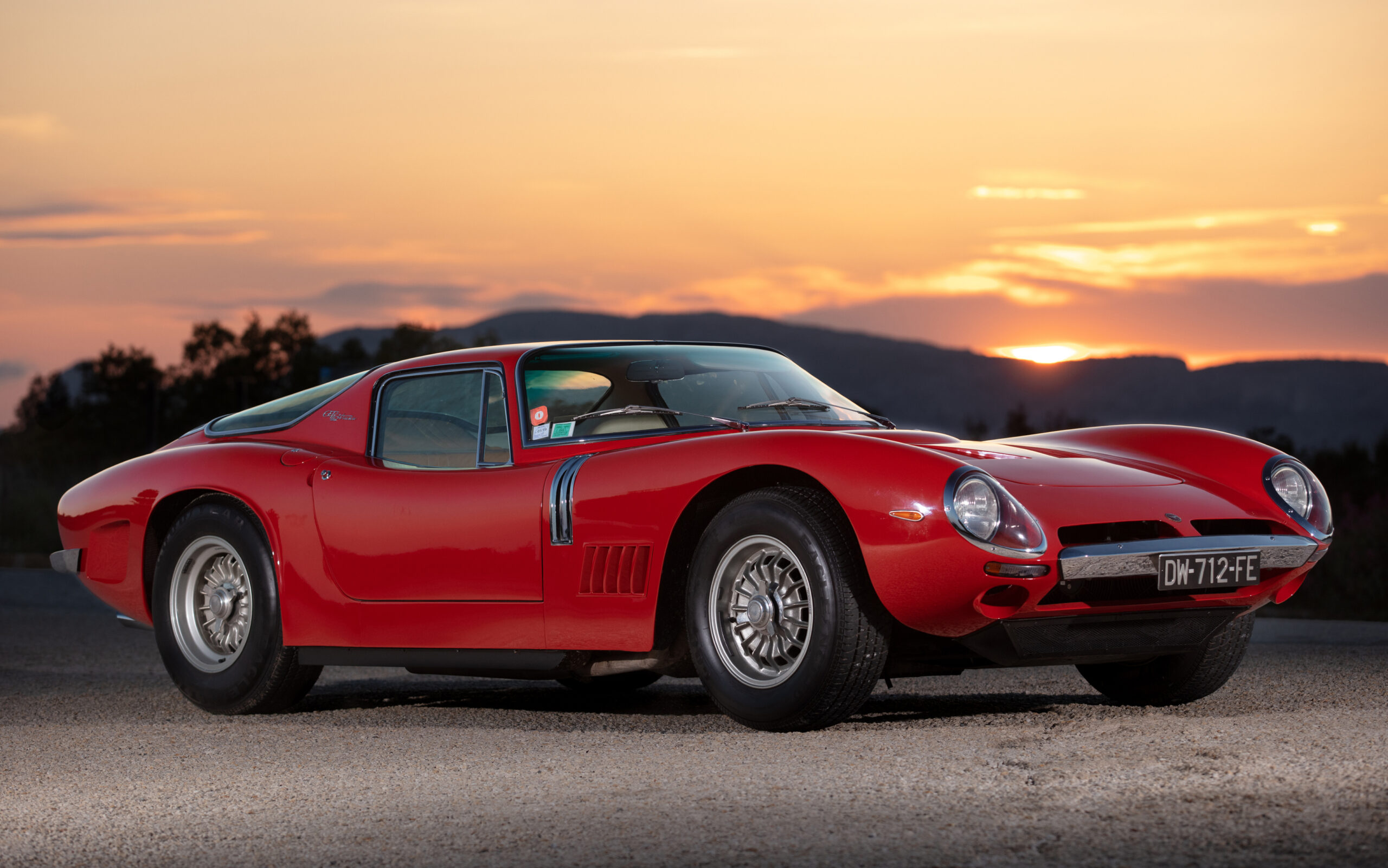 Bizzarrini 5300 Gt Strada Wallpapers