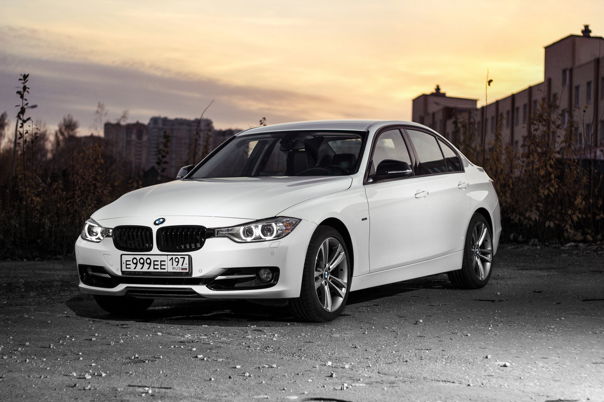 Bmw 320I Wallpapers