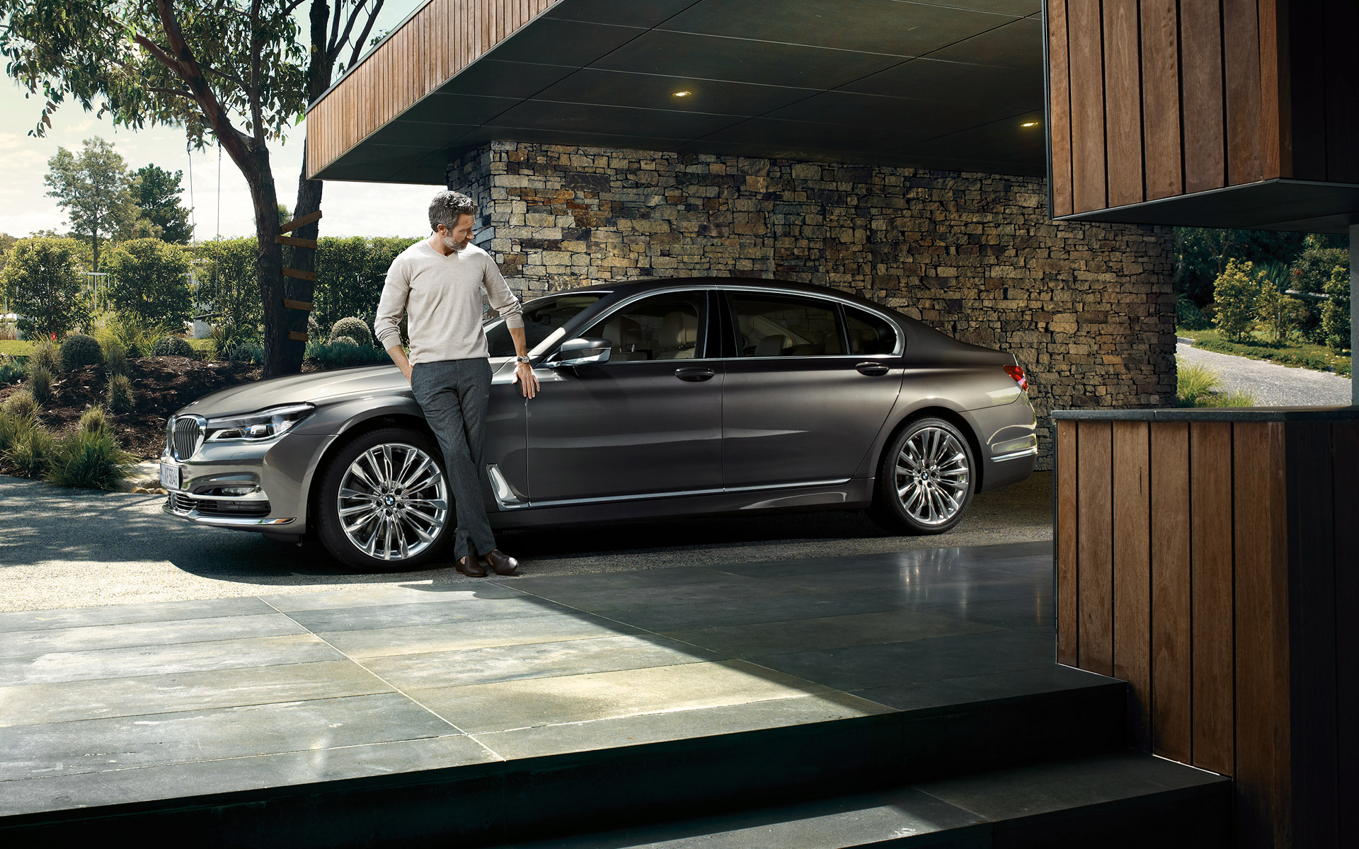 Bmw 740 Wallpapers