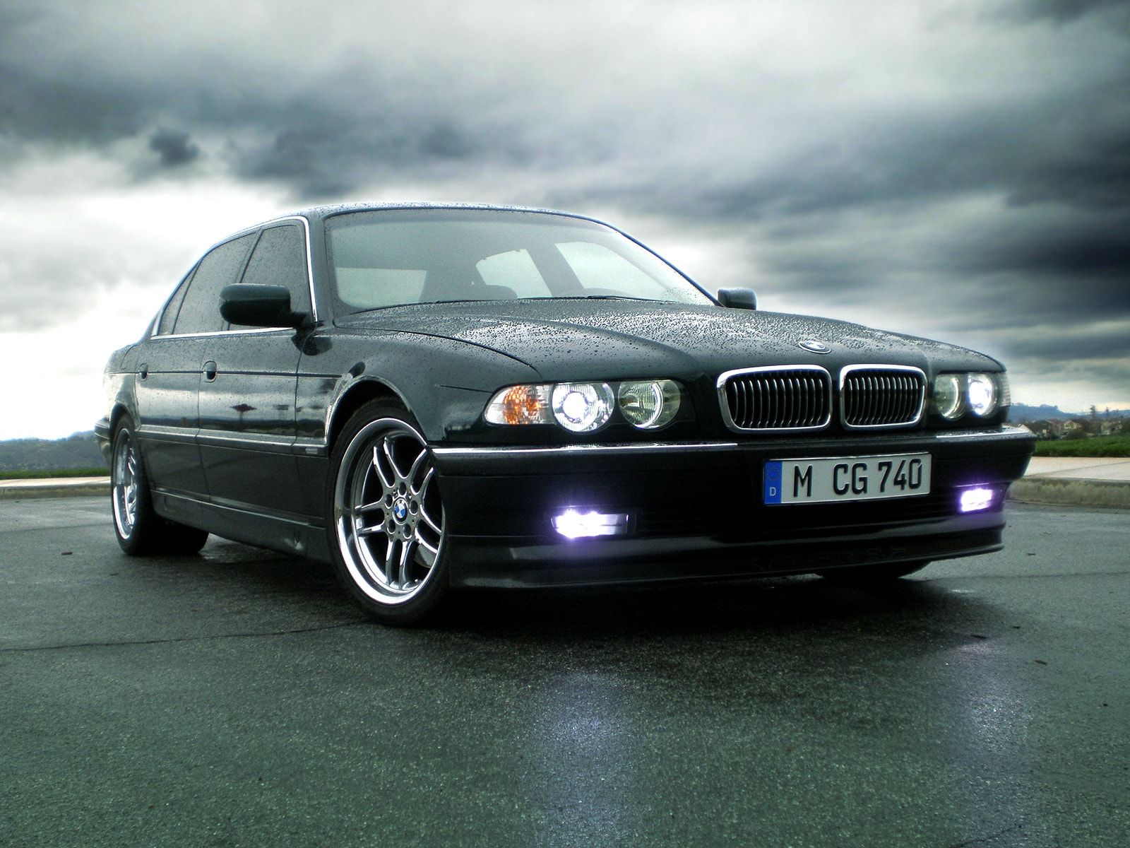 Bmw 740 Wallpapers