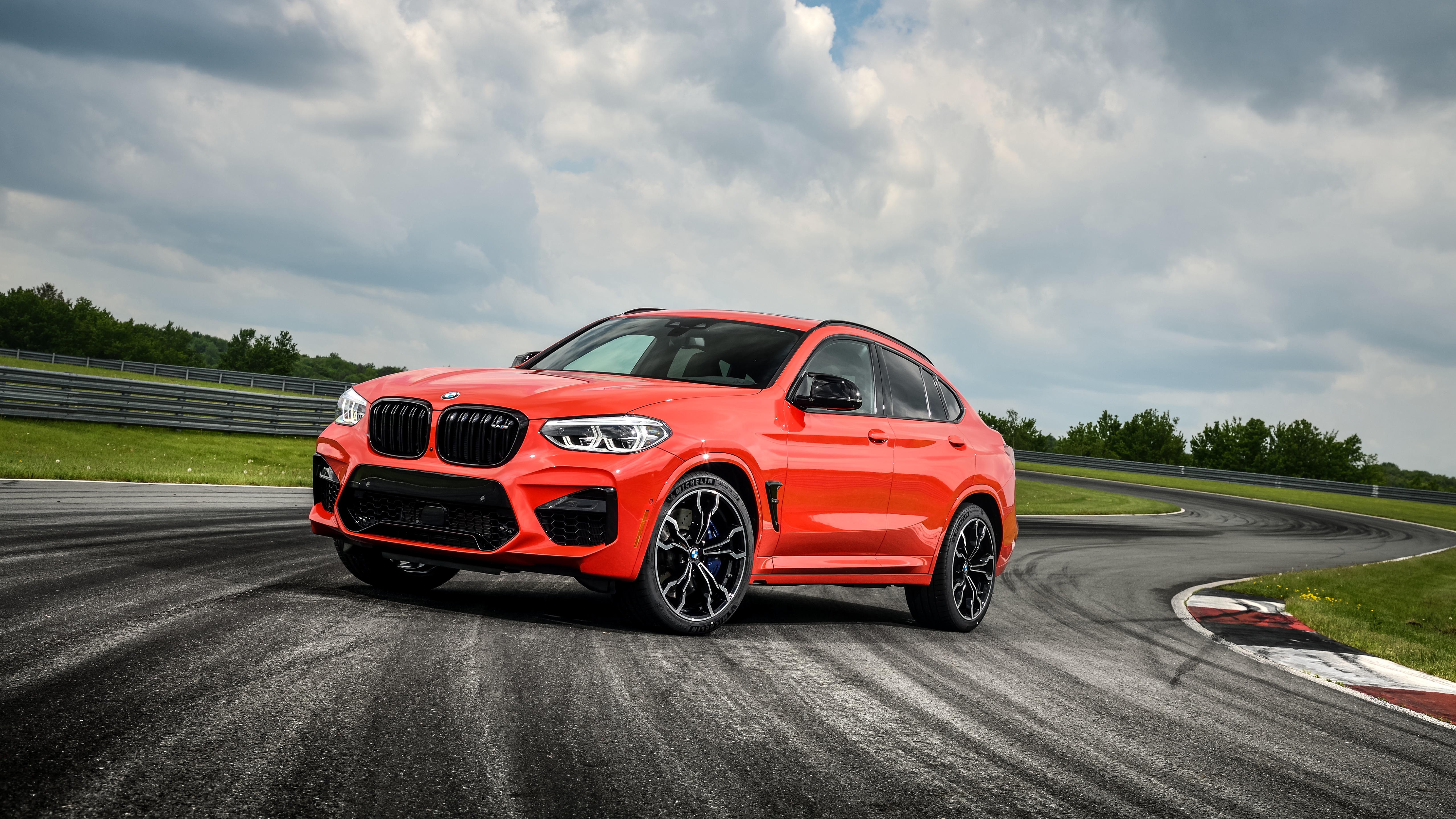 Bmw X4M Wallpapers