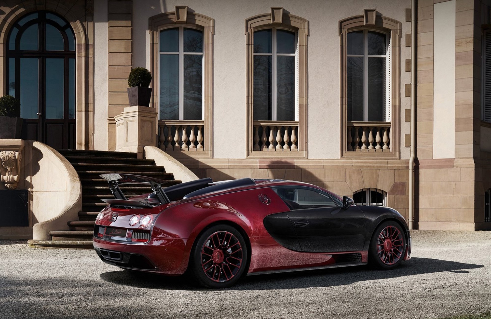 Bugatti Veyron 16-4 Super Sport Wallpapers