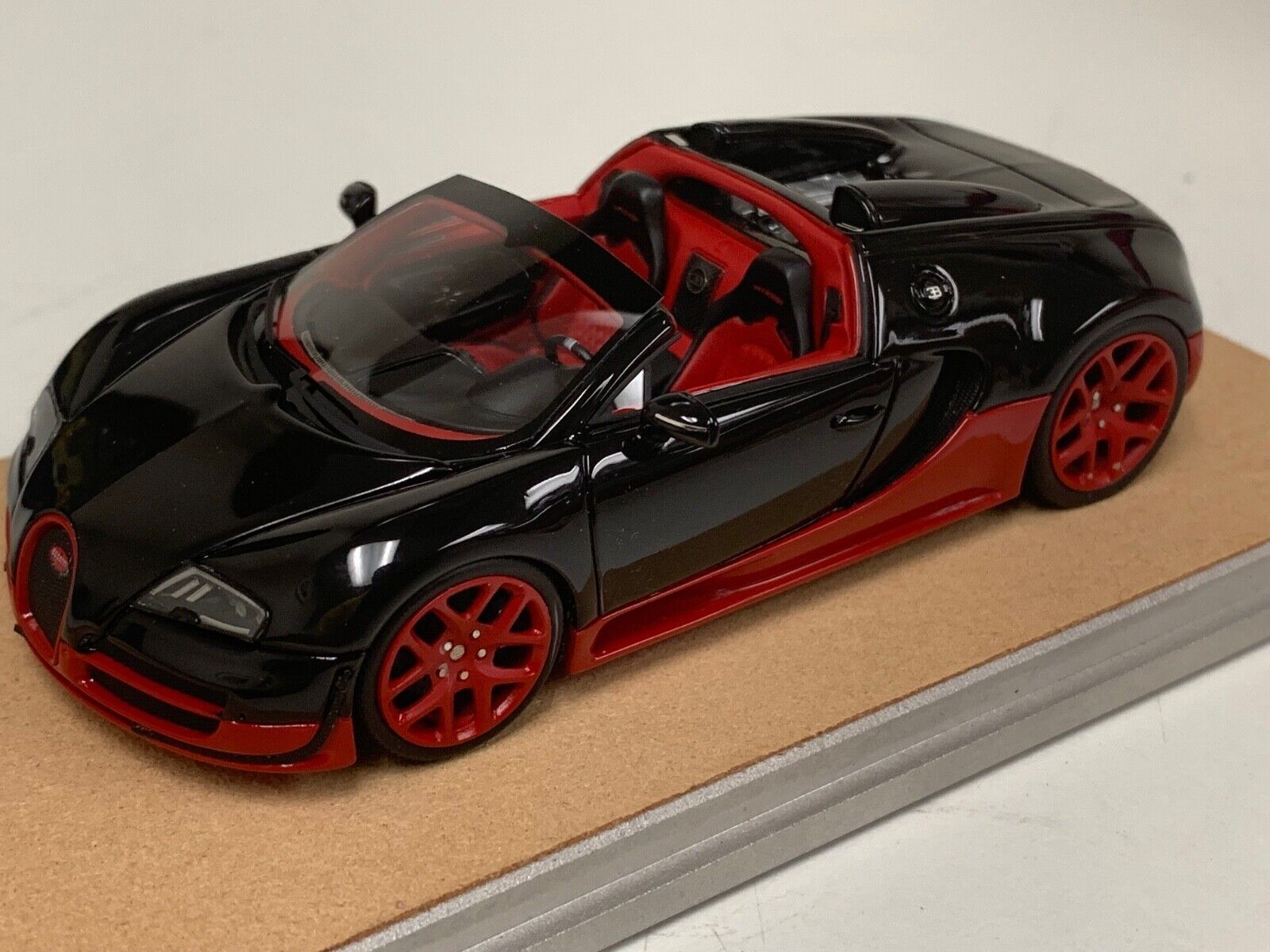 Bugatti Veyron Grand Sport Vitesse La Finale Wallpapers