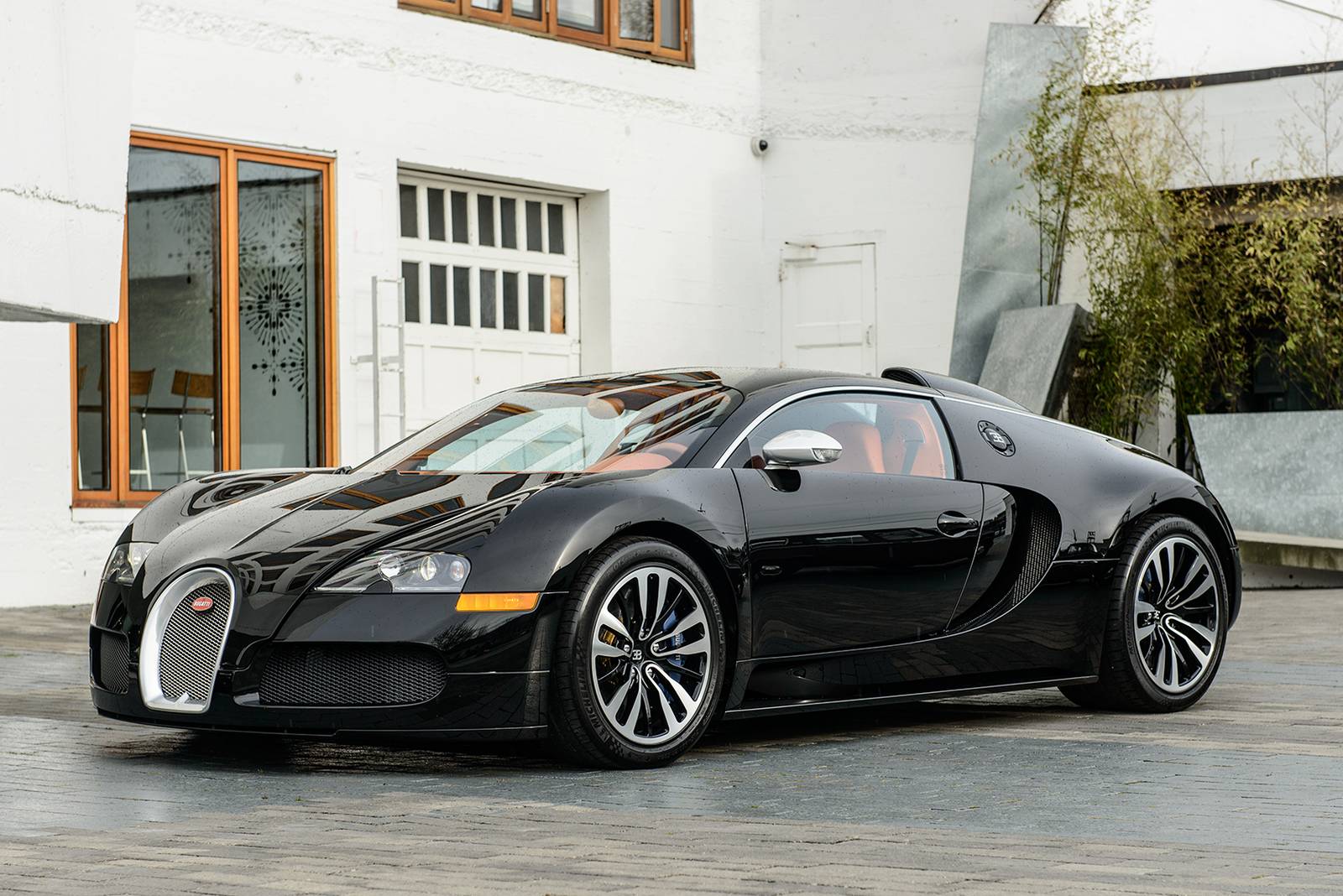 Bugatti Veyron Sang Noir Wallpapers