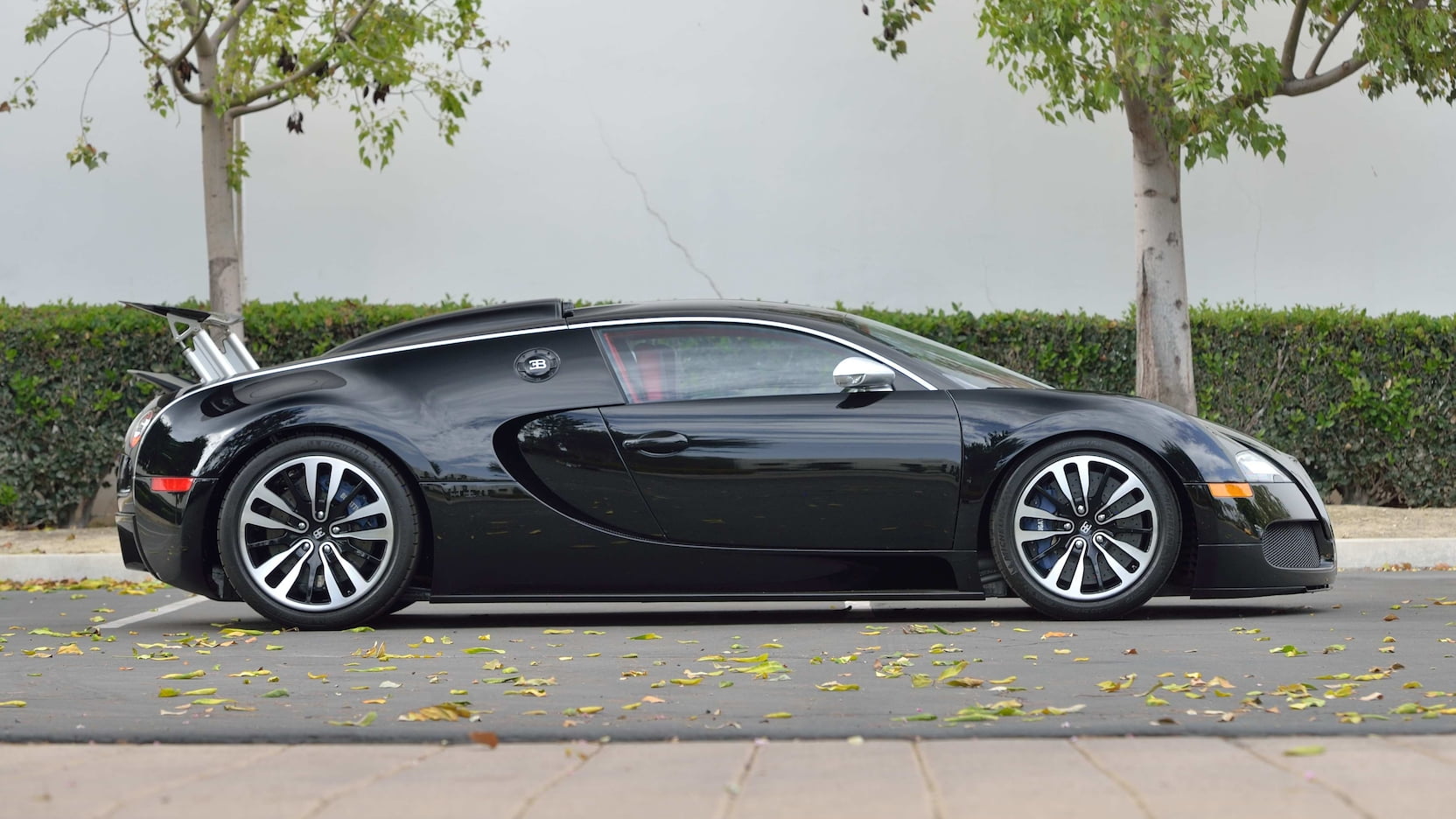 Bugatti Veyron Sang Noir Wallpapers