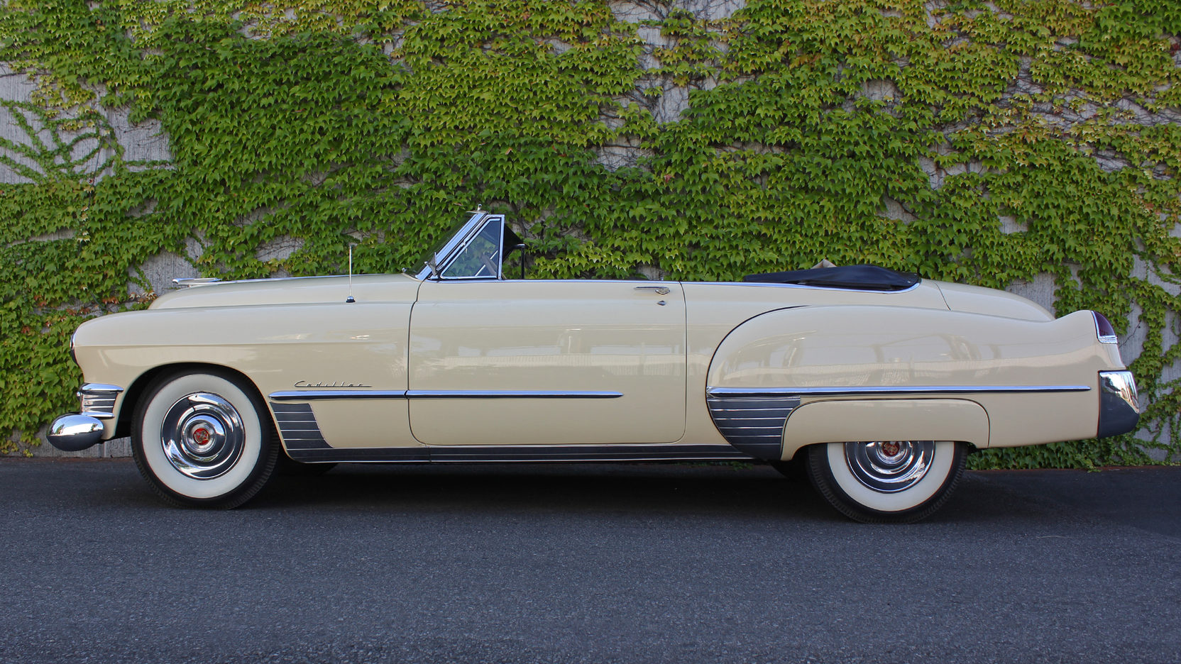 Cadillac 1949 Sixty-Two Convertible Wallpapers