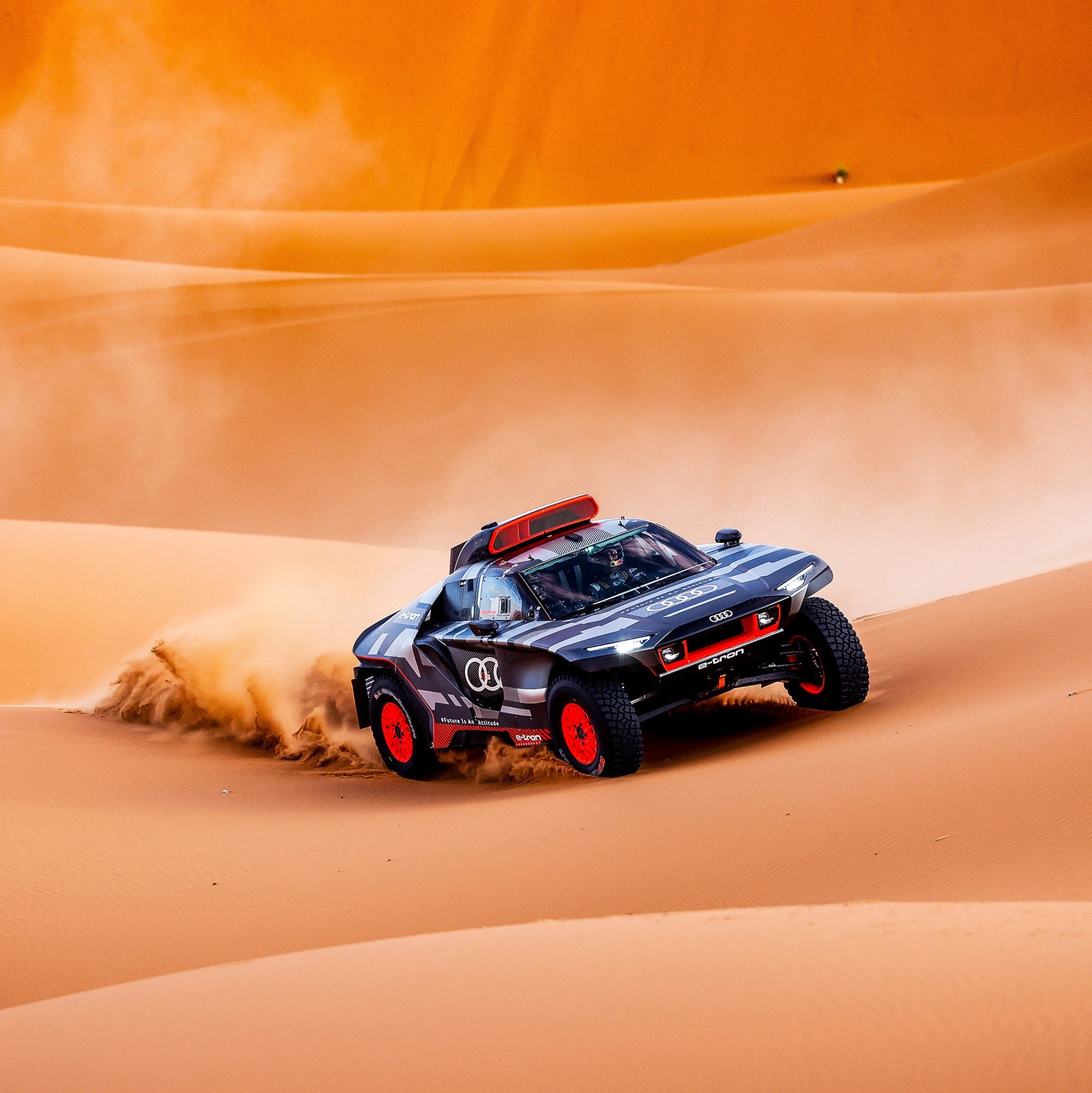 Car Running In Desert Wallpapers