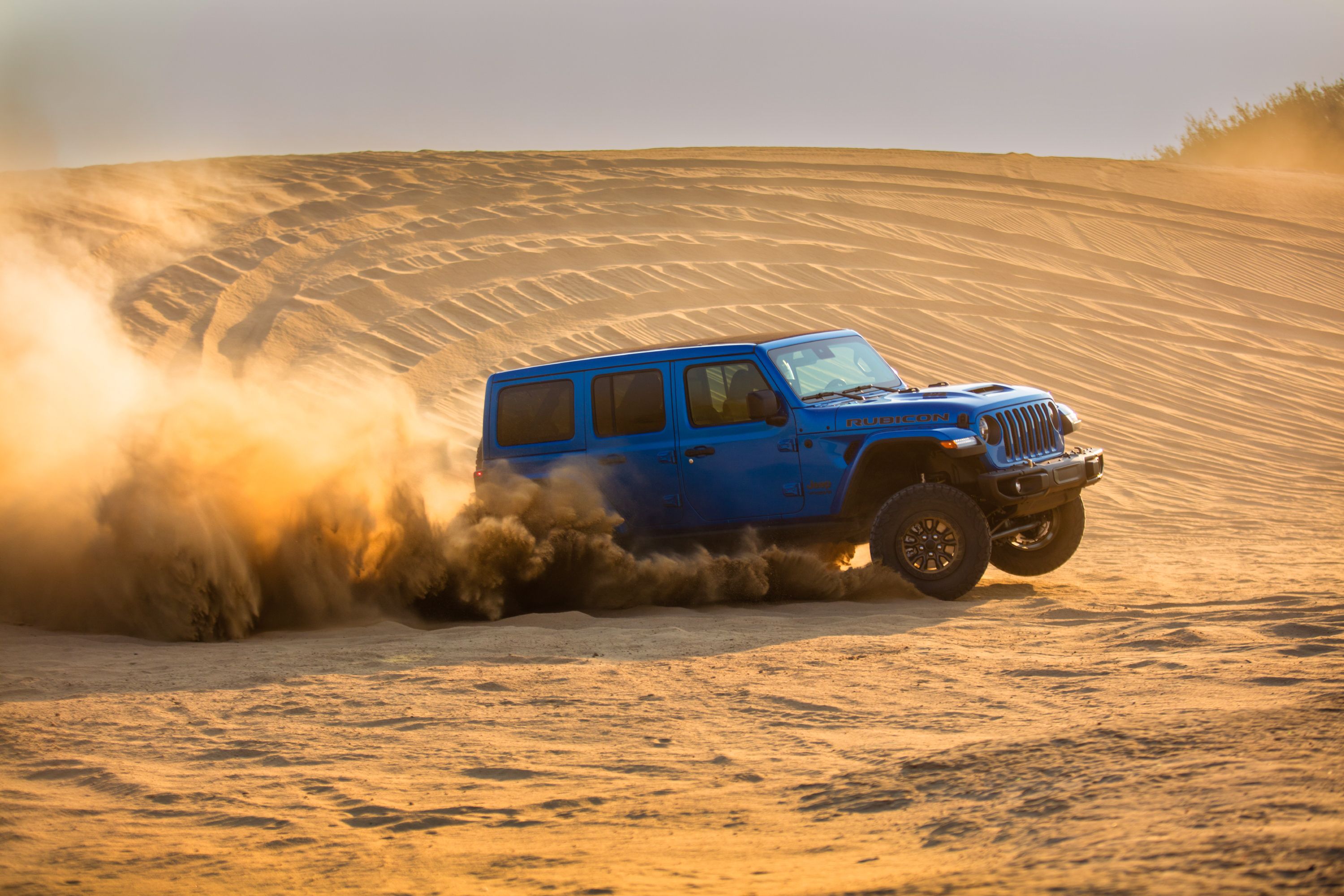 Car Running In Desert Wallpapers