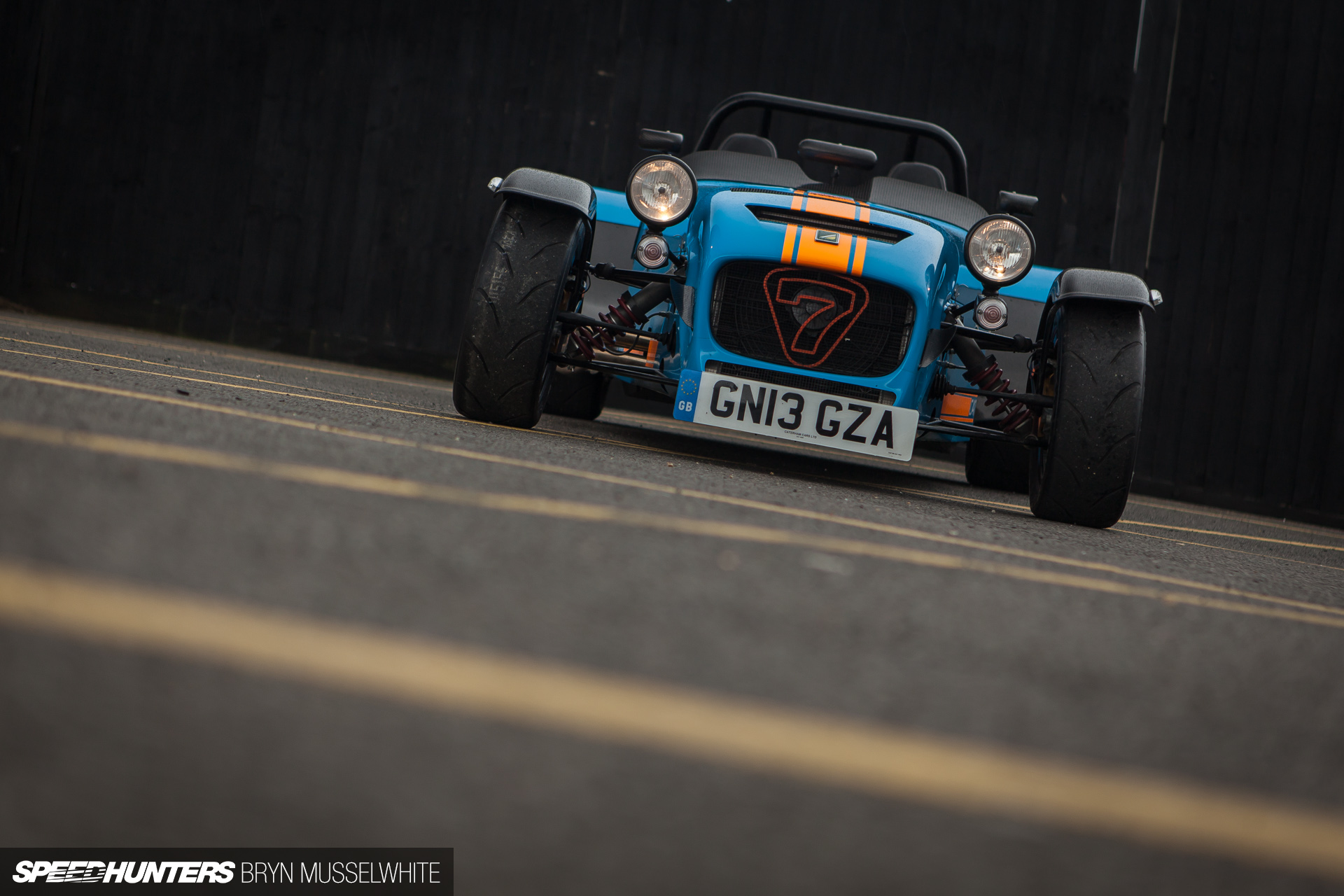 Caterham Seven 620 R Wallpapers