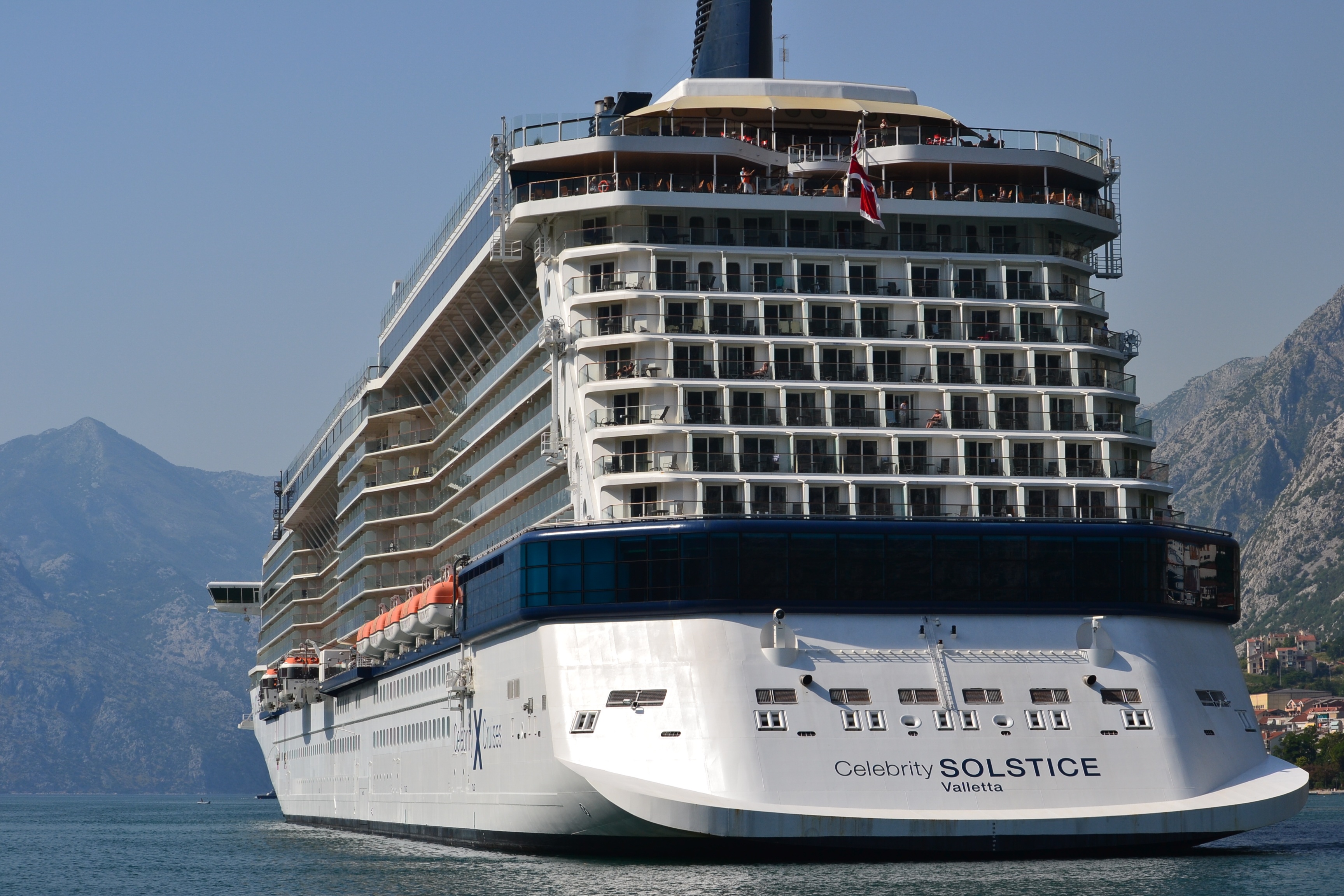 Celebrity Eclipse Wallpapers