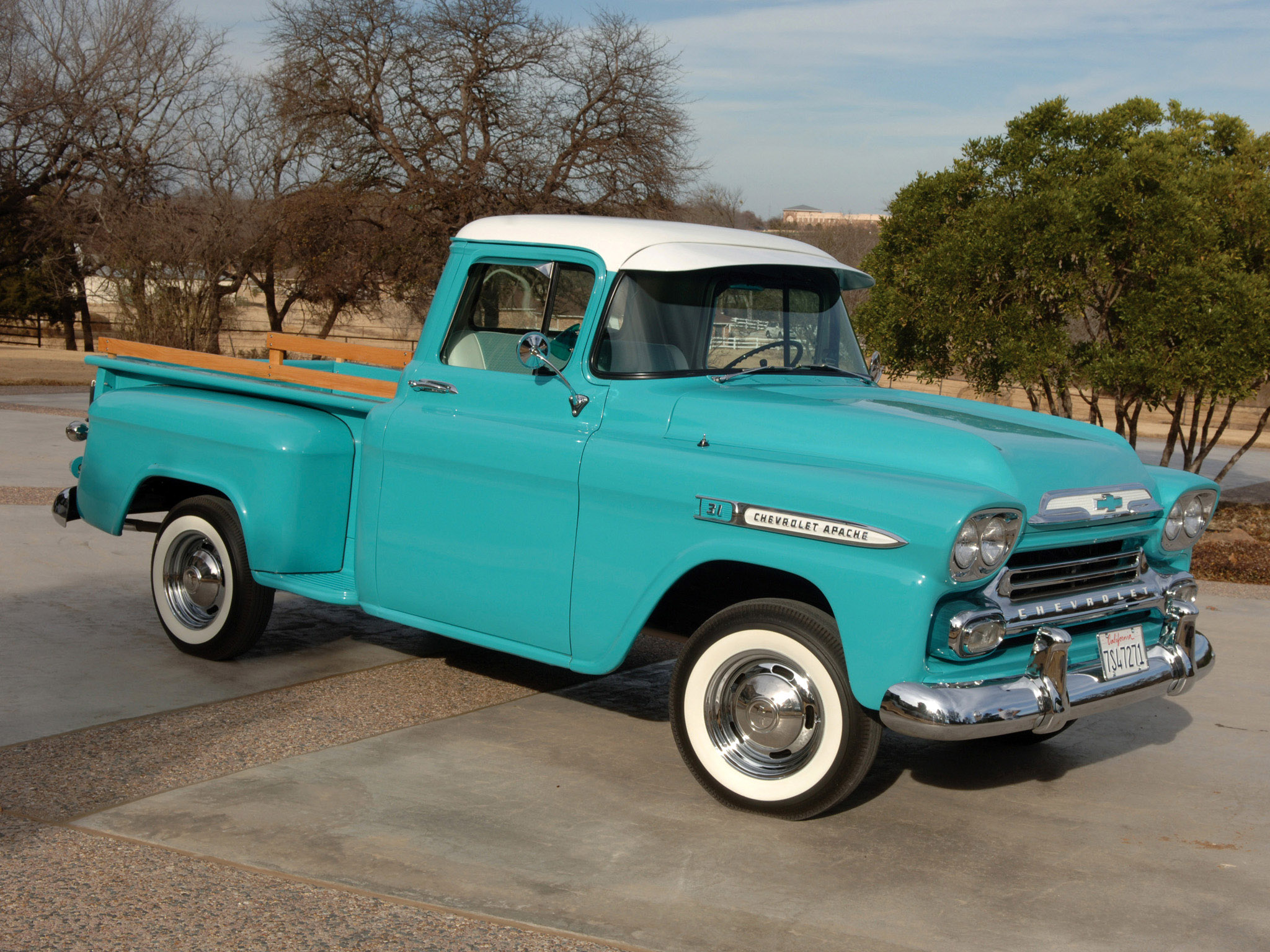 Chevrolet Apache Wallpapers