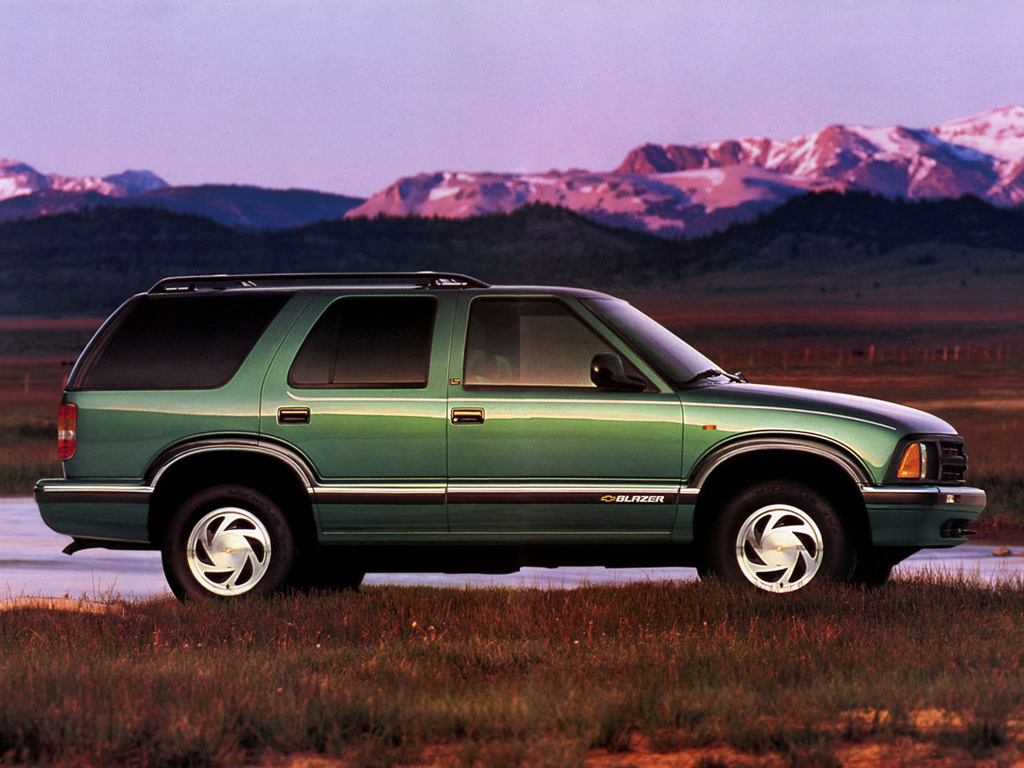 Chevrolet Blazer Wallpapers