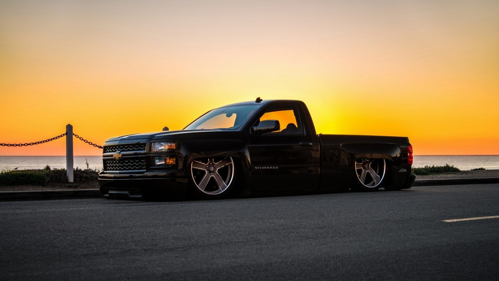 Chevrolet Cheyenne Wallpapers