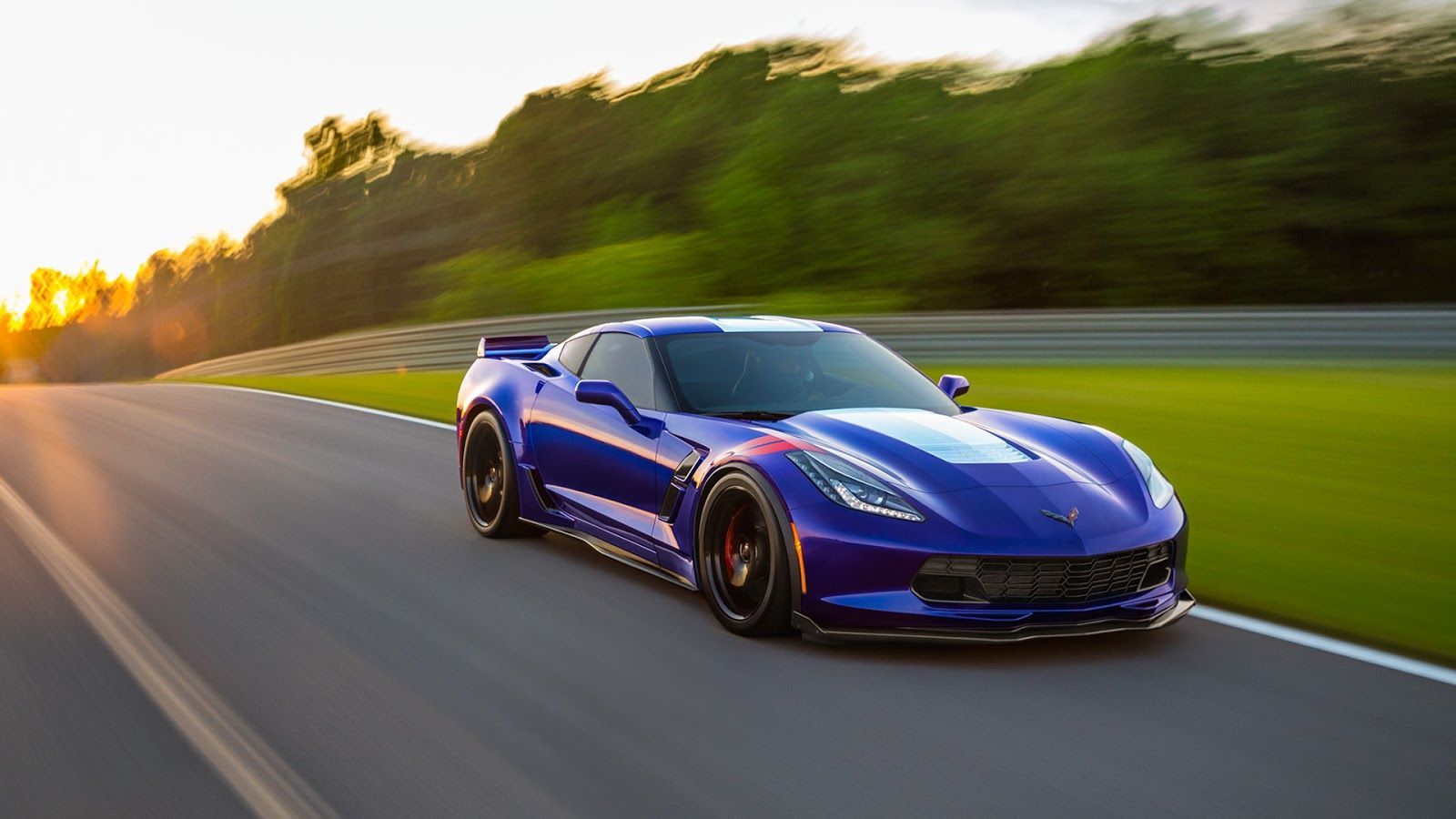 Chevrolet Corvette Grand Sport Wallpapers