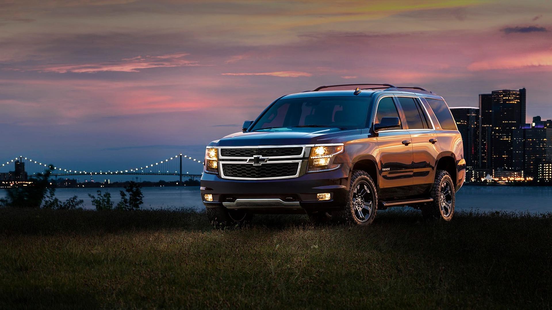 Chevrolet Suburban Wallpapers