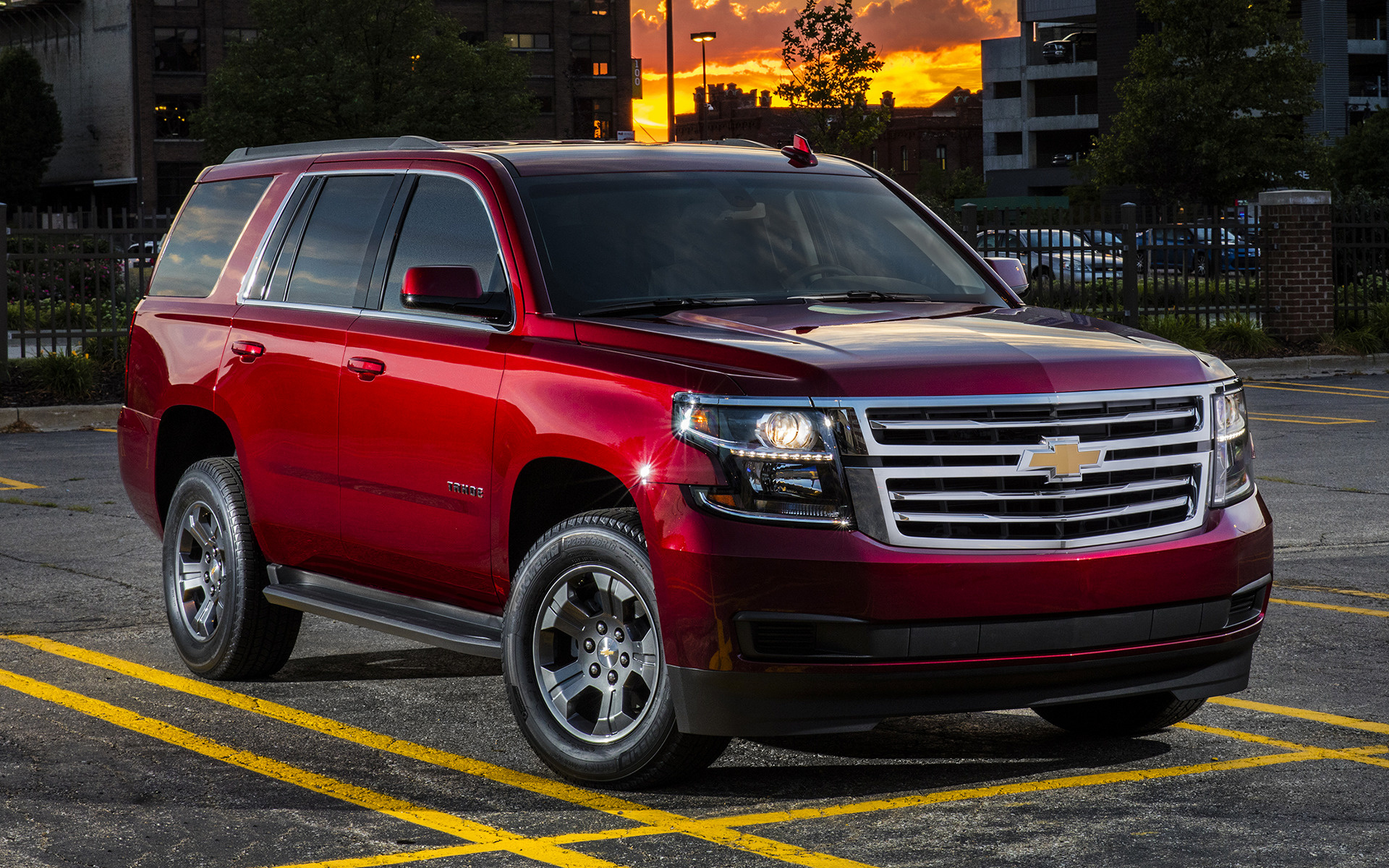 Chevrolet Tahoe Wallpapers