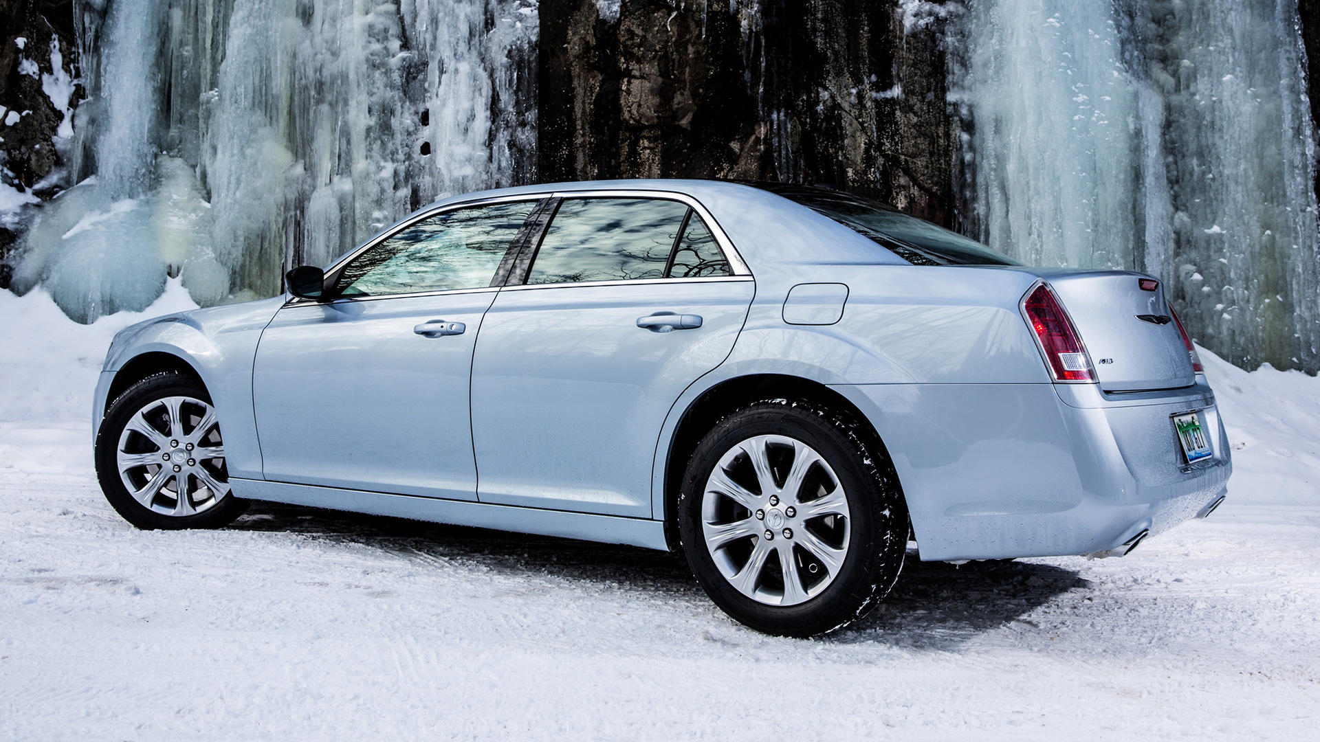 Chrysler 300 Glacier Wallpapers