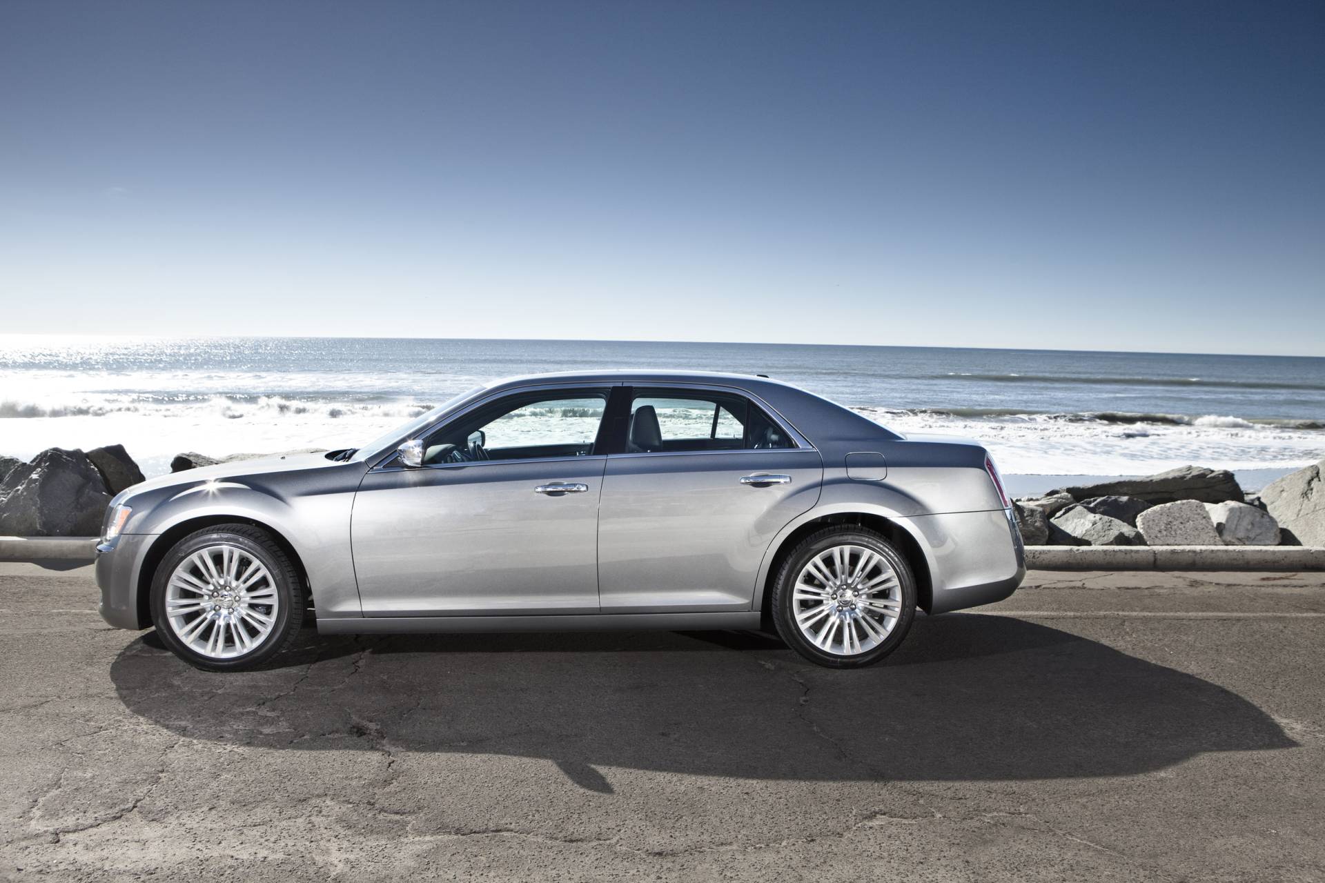 Chrysler 300 Glacier Wallpapers