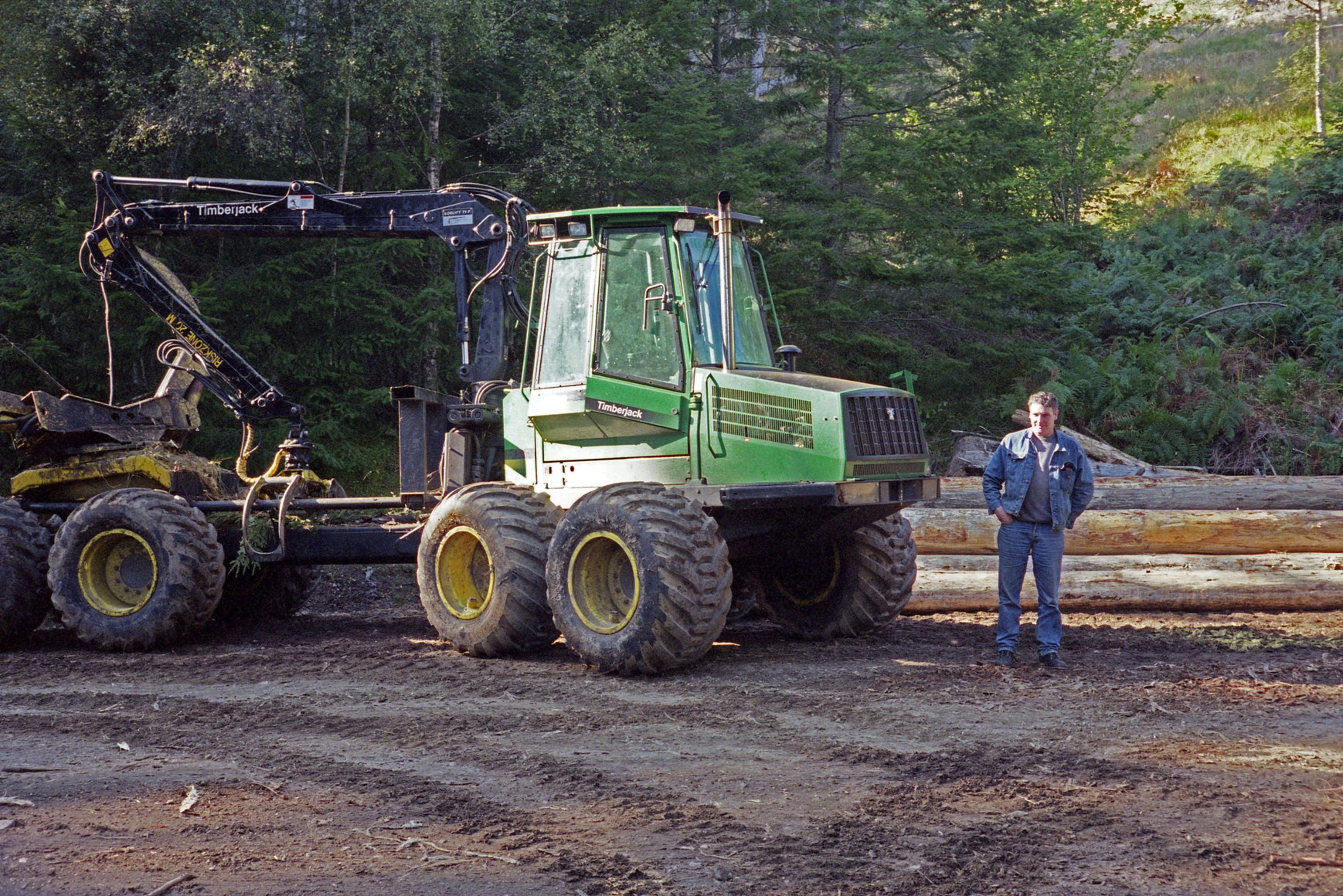 Clambunk Skidder Wallpapers