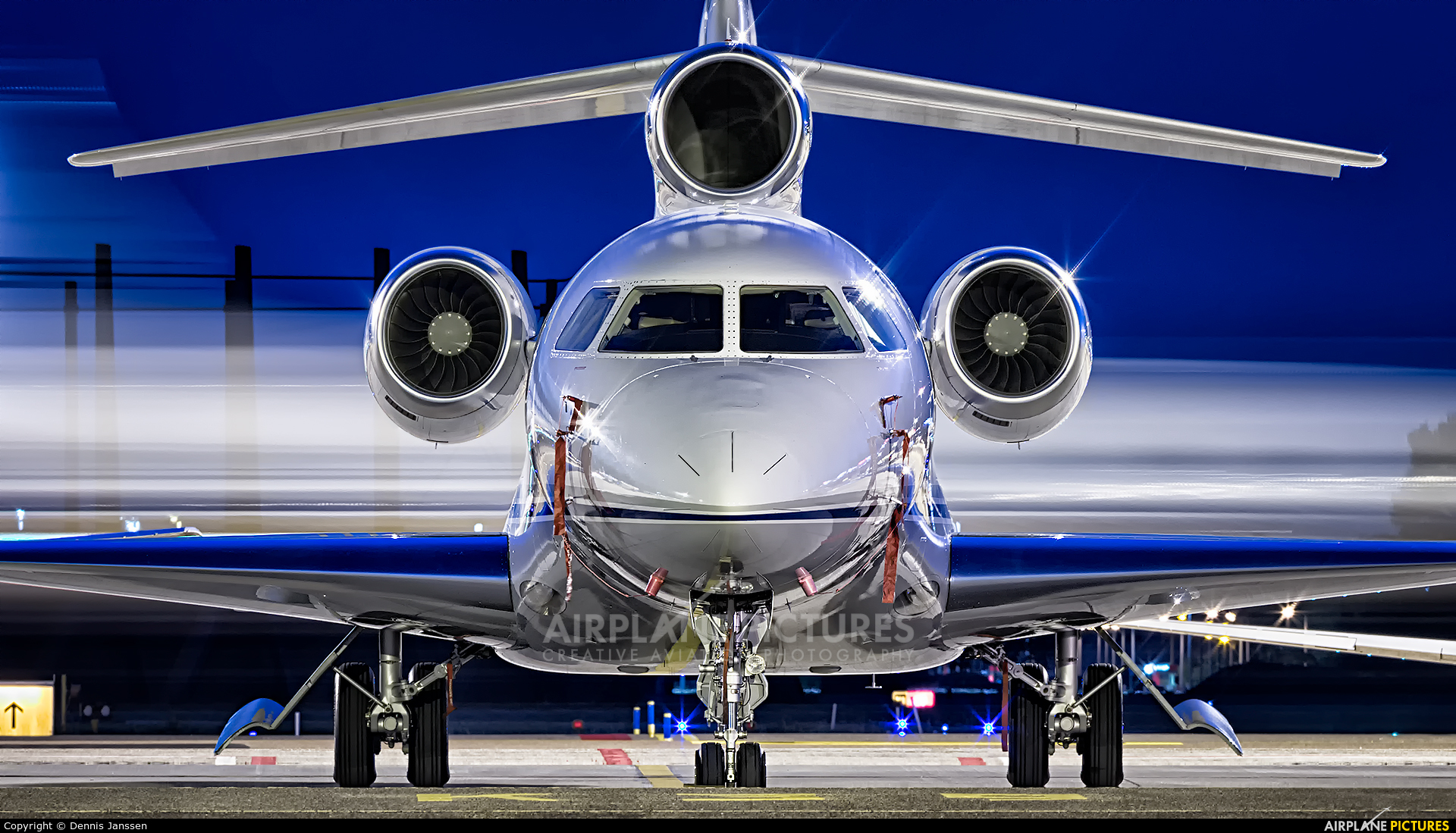 Dassault Falcon 7X Wallpapers