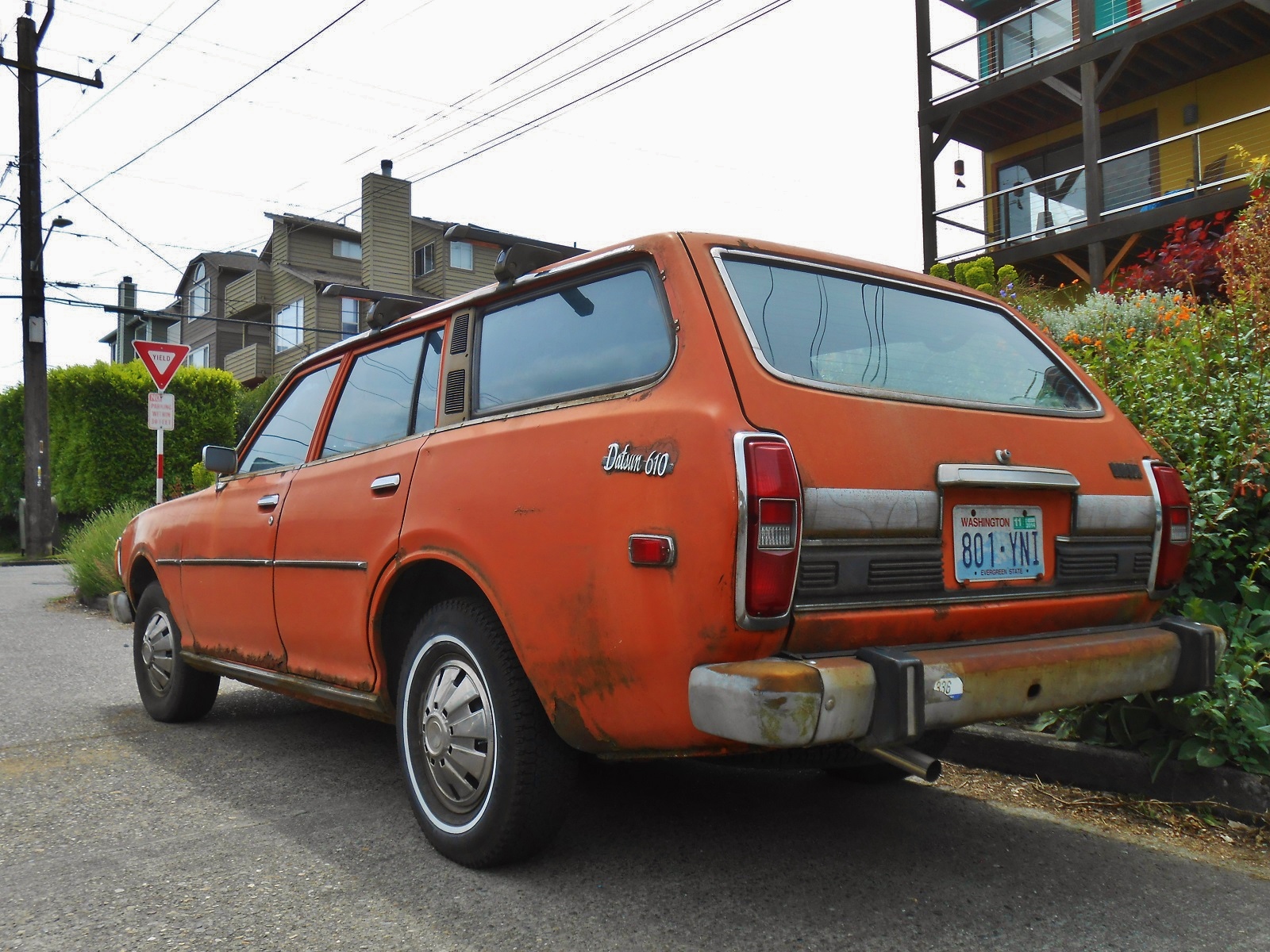 Datsun 610 Wagon Wallpapers