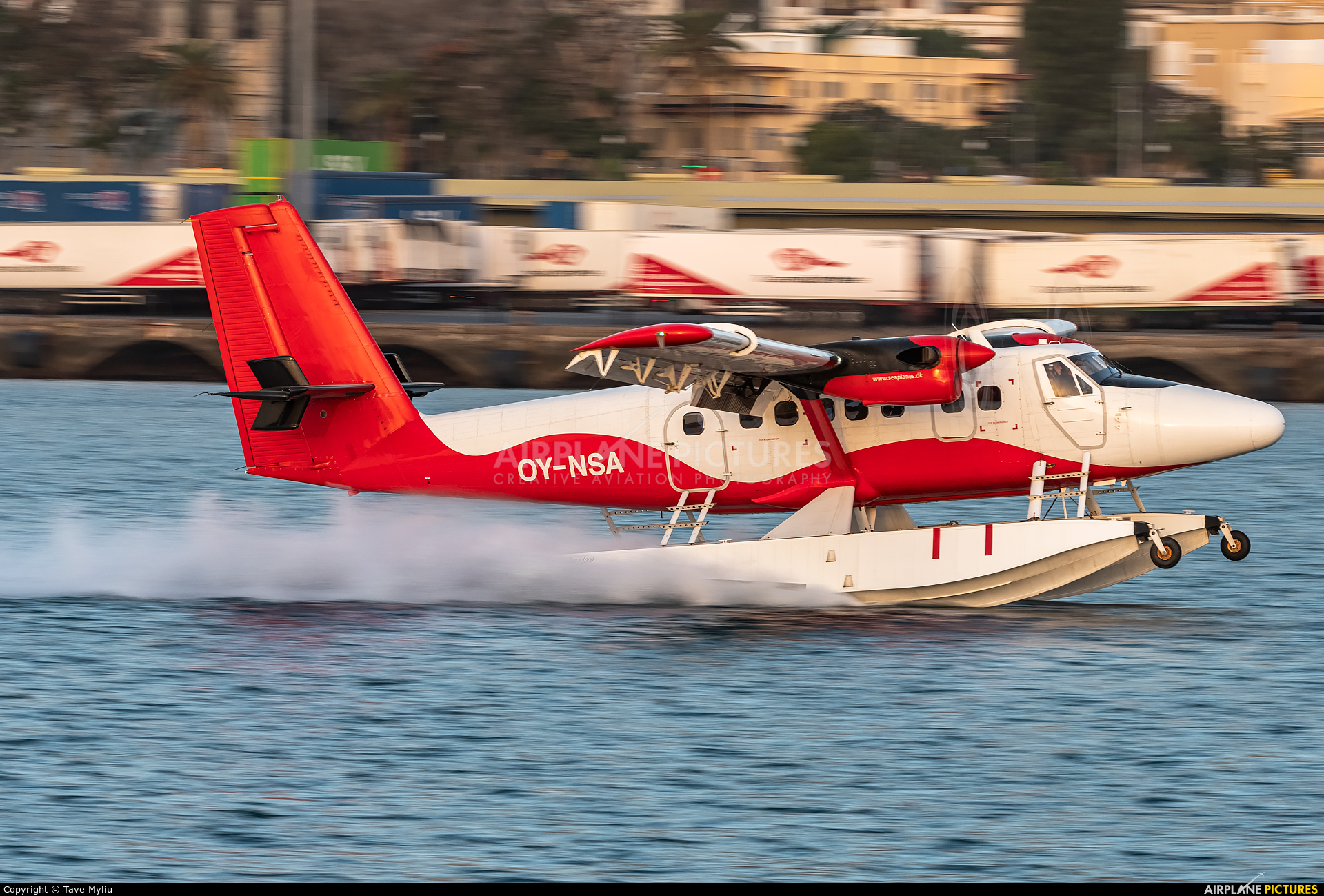 De Havilland Canada Dhc-6 Twin Otter Wallpapers